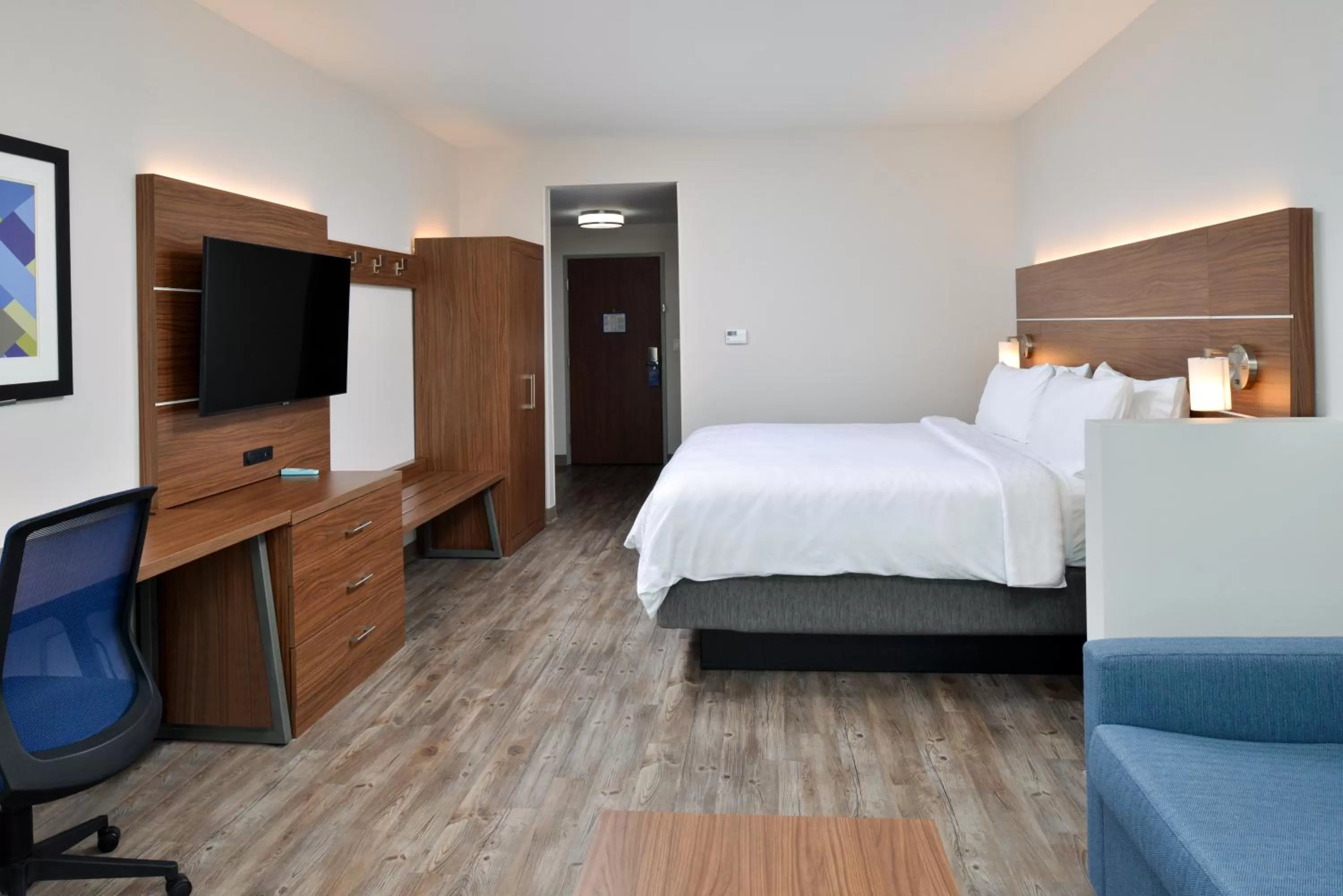 Bed in Holiday Inn Express Orlando - South Park by IHG