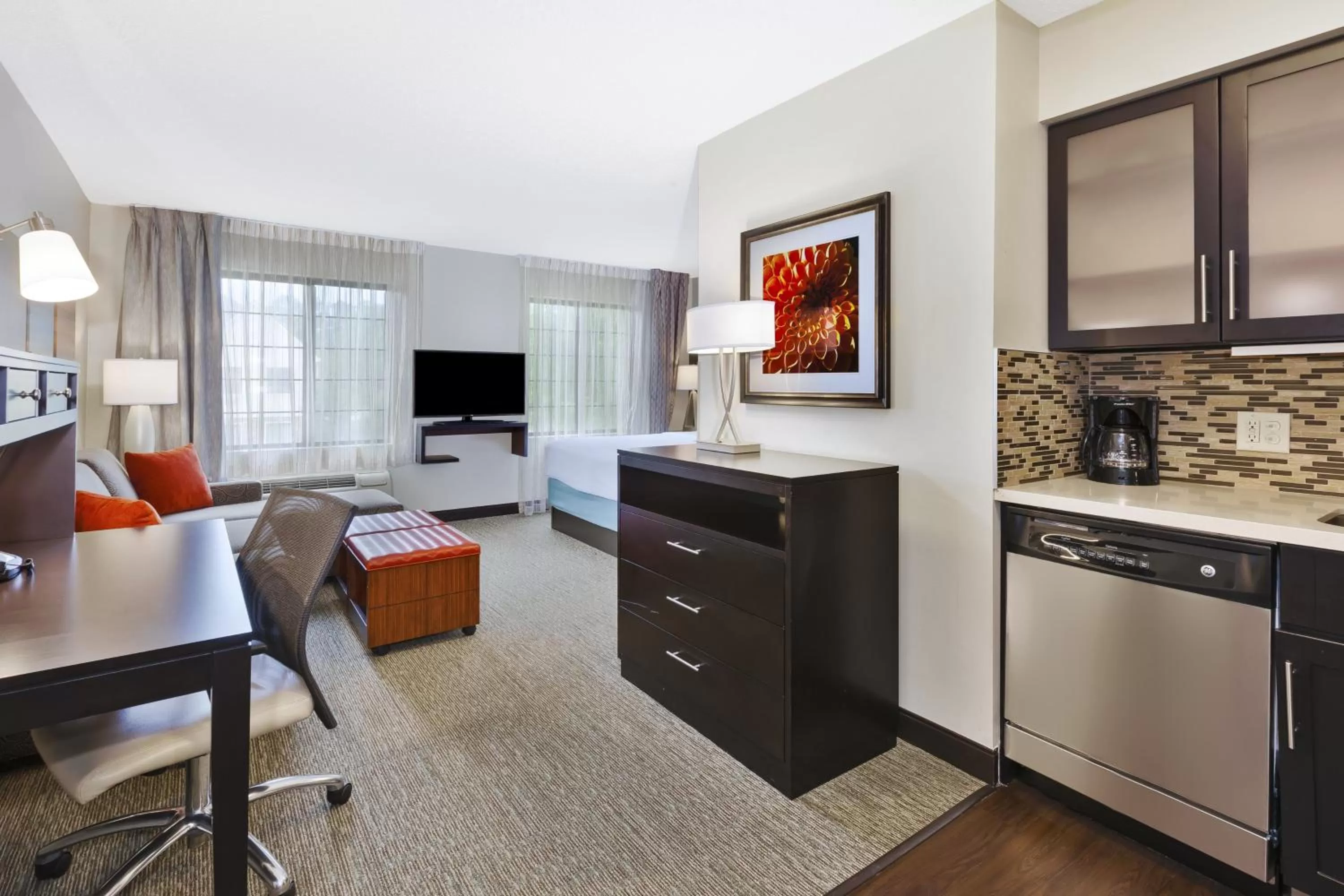 Photo of the whole room in Staybridge Suites Detroit-Utica by IHG