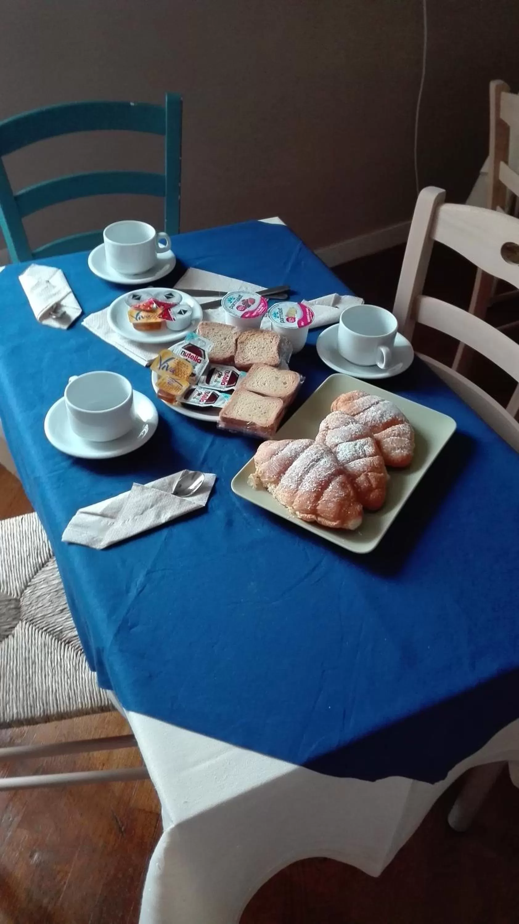 Breakfast in Vesuviane 'E Belle 'Mbriane B&B