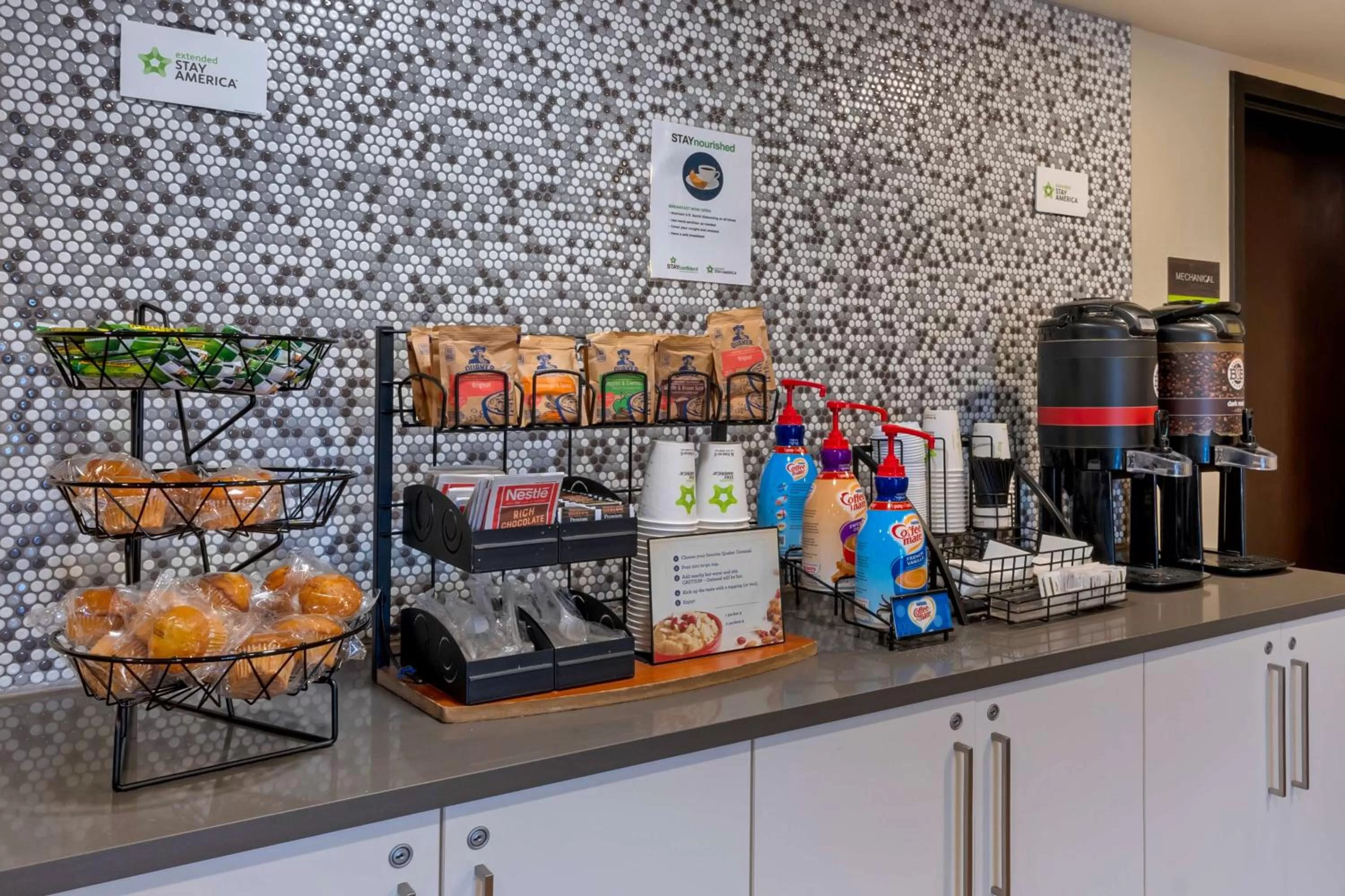 Breakfast in Extended Stay America Suites - Oakland - Alameda Airport