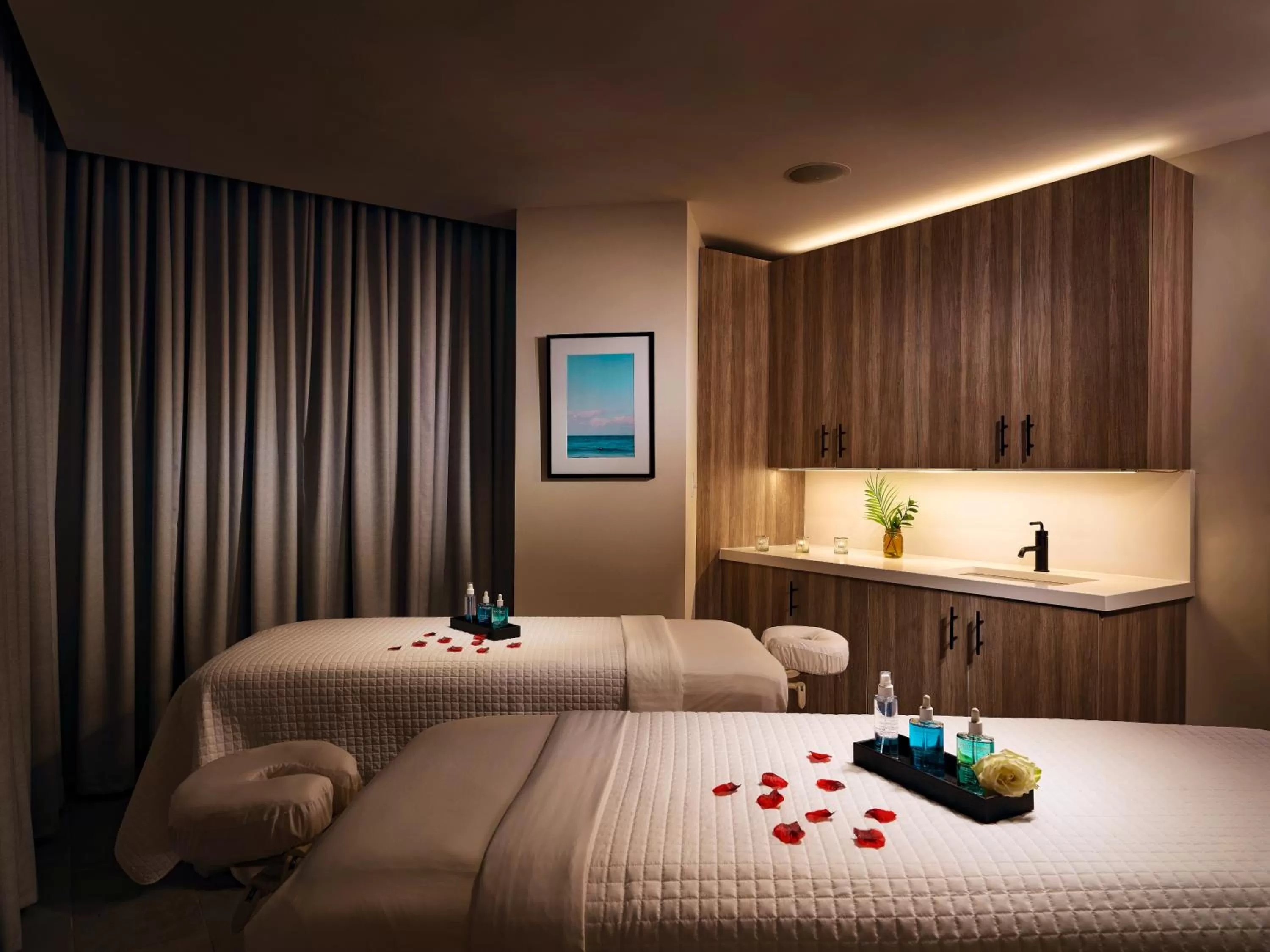 Massage, Bed in Wave Resort