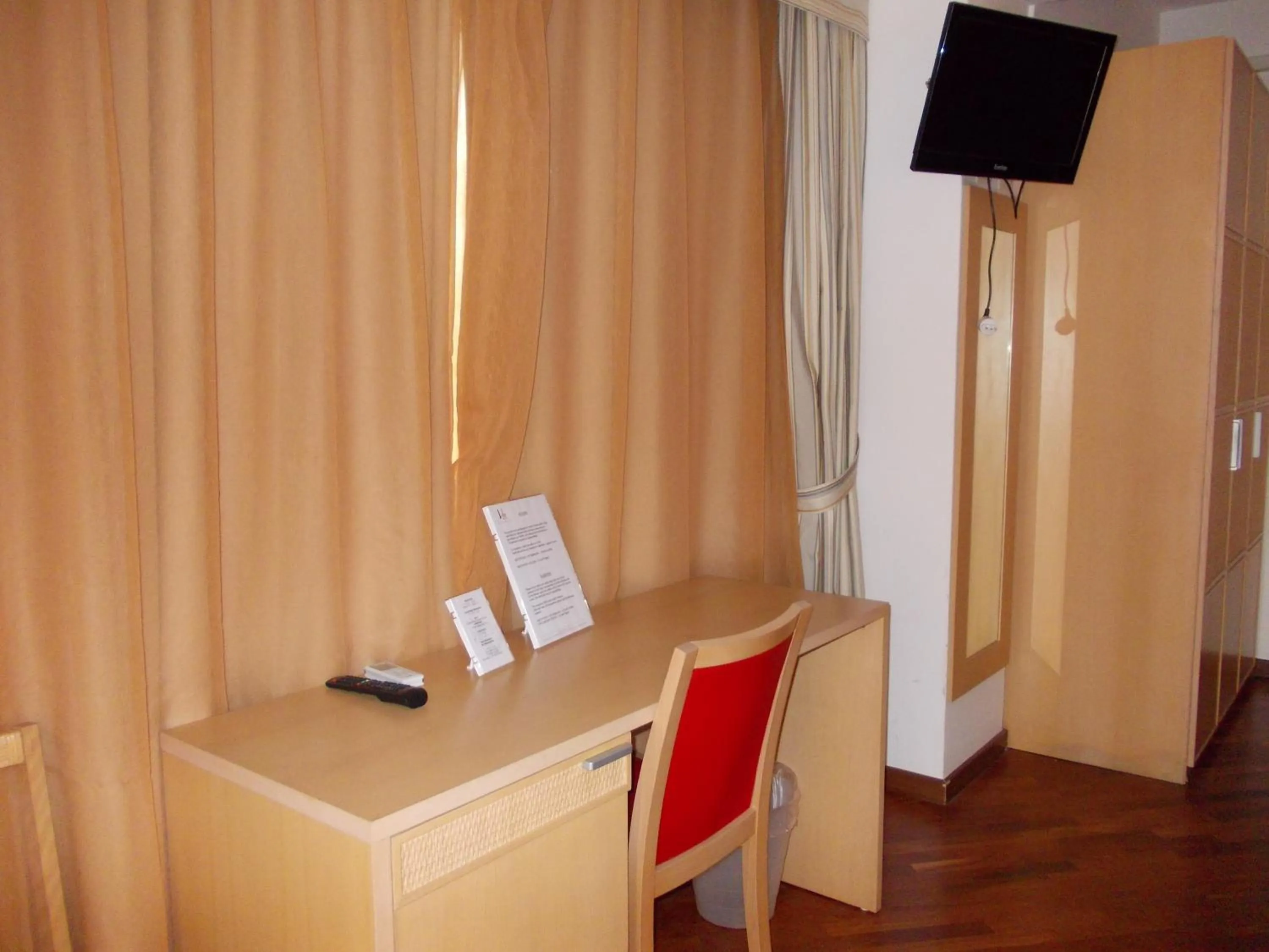 Decorative detail in Hotel Catania Town