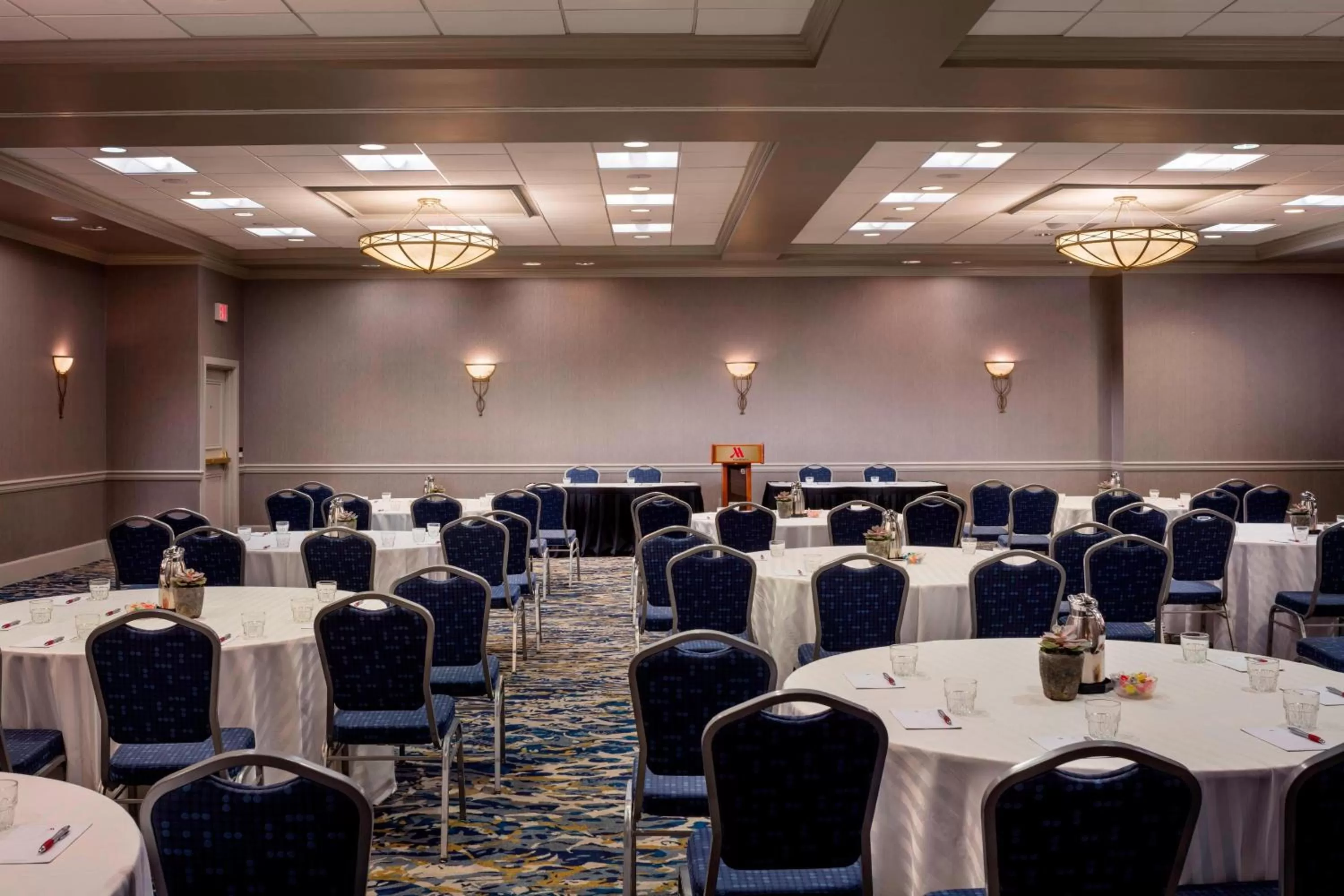 Meeting/conference room in Boston Marriott Newton