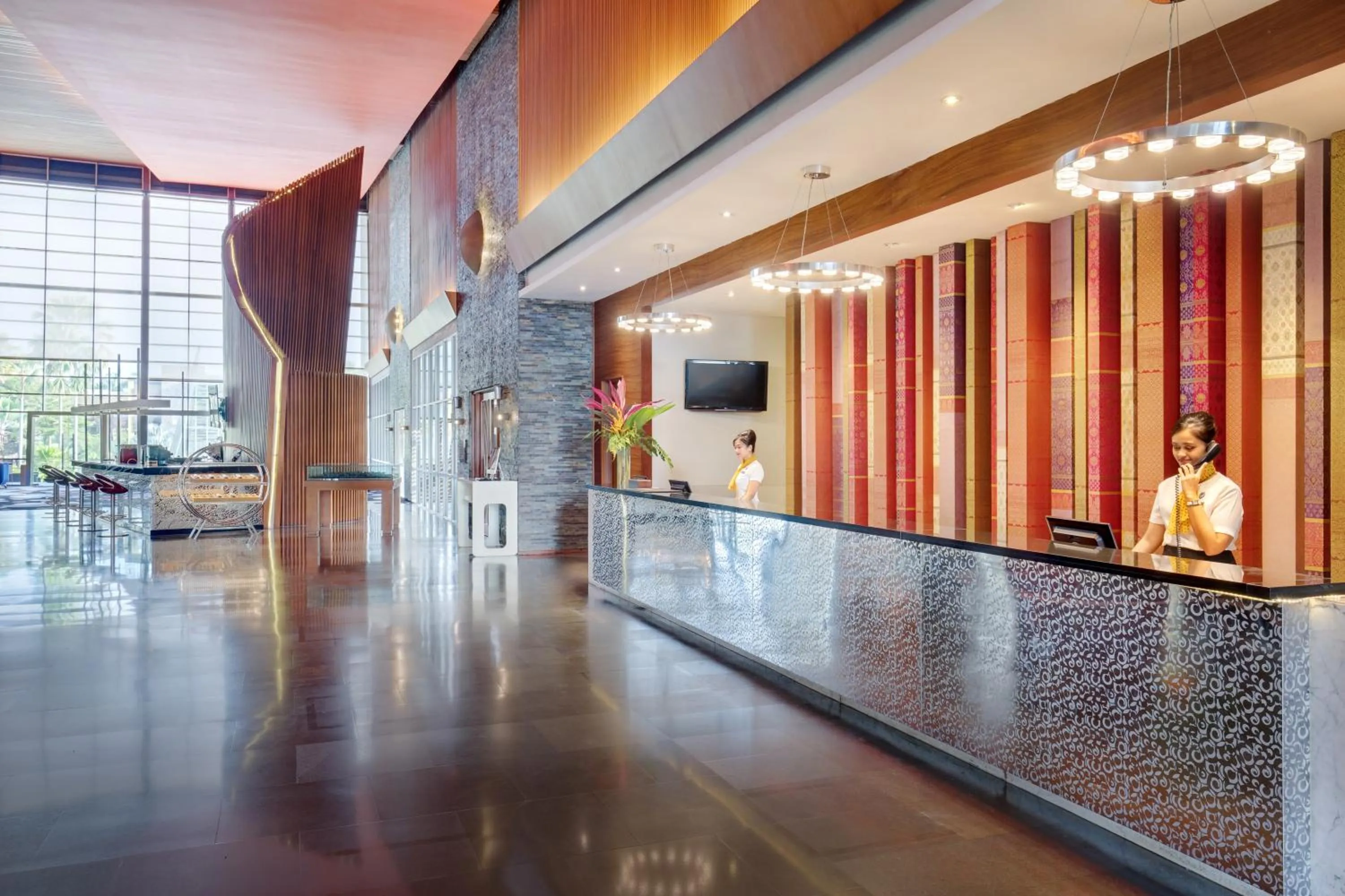 Lobby or reception in Novotel Palembang