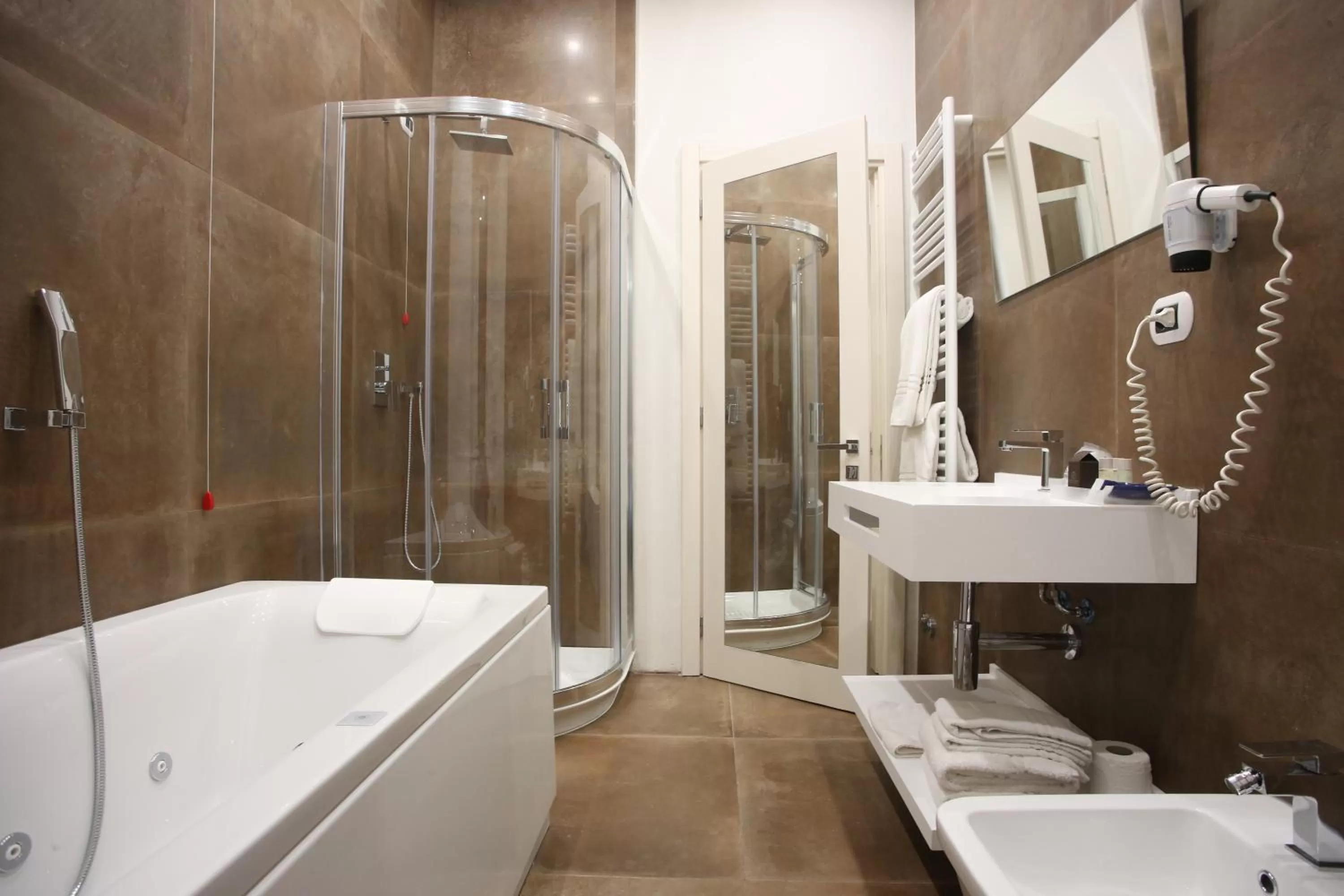 Bathroom in Hotel Columbia Wellness & Spa