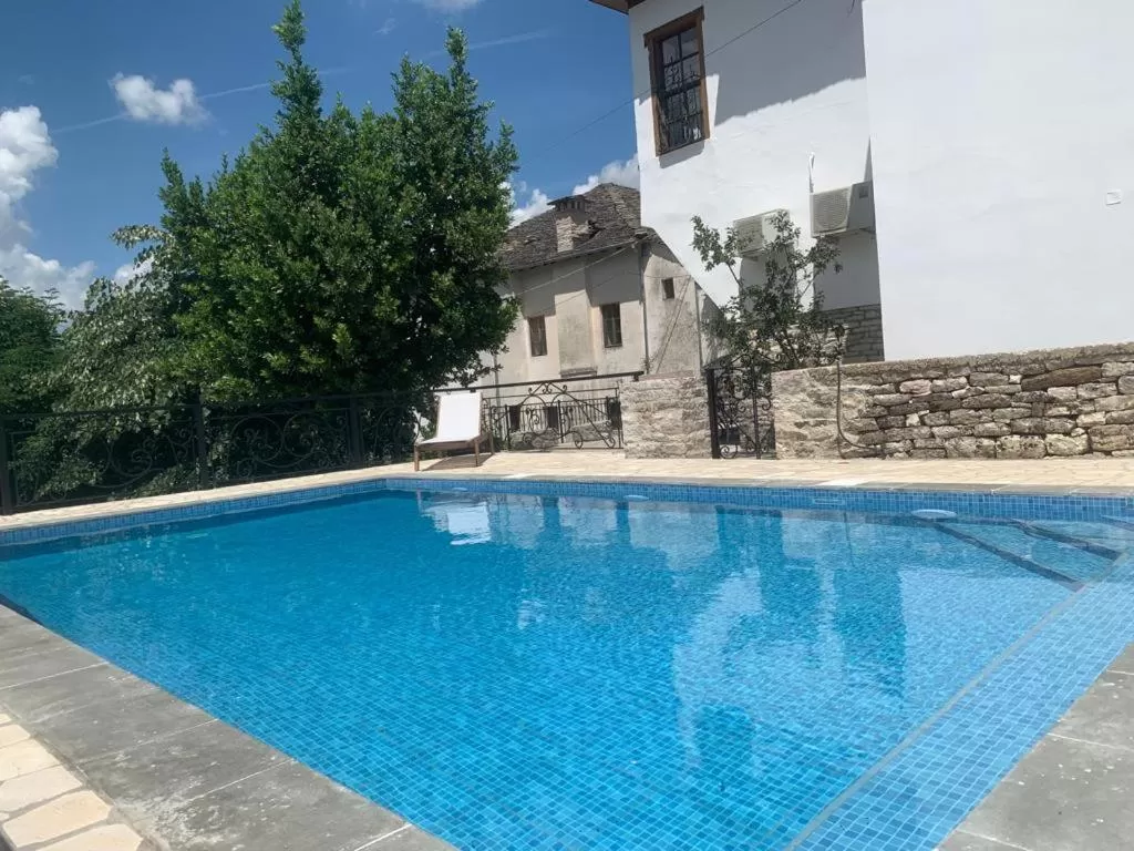 Swimming Pool in Hotel Gjirokastra