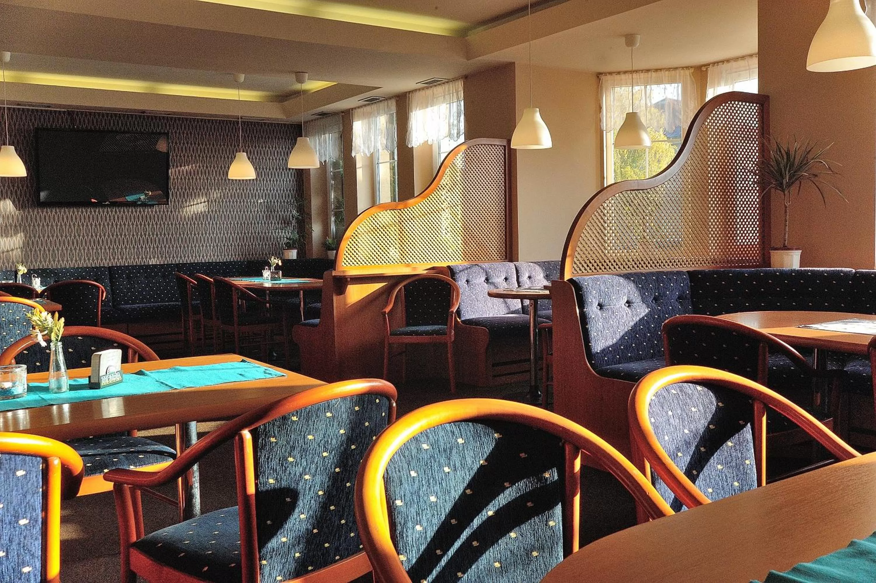 Restaurant/places to eat in Hotel Aldo