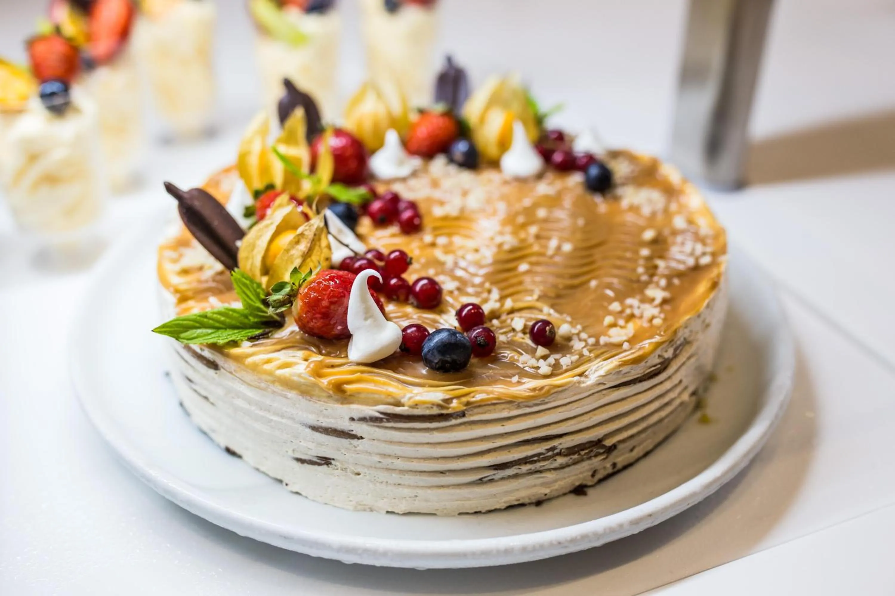 Restaurant/places to eat in The Views Oasis