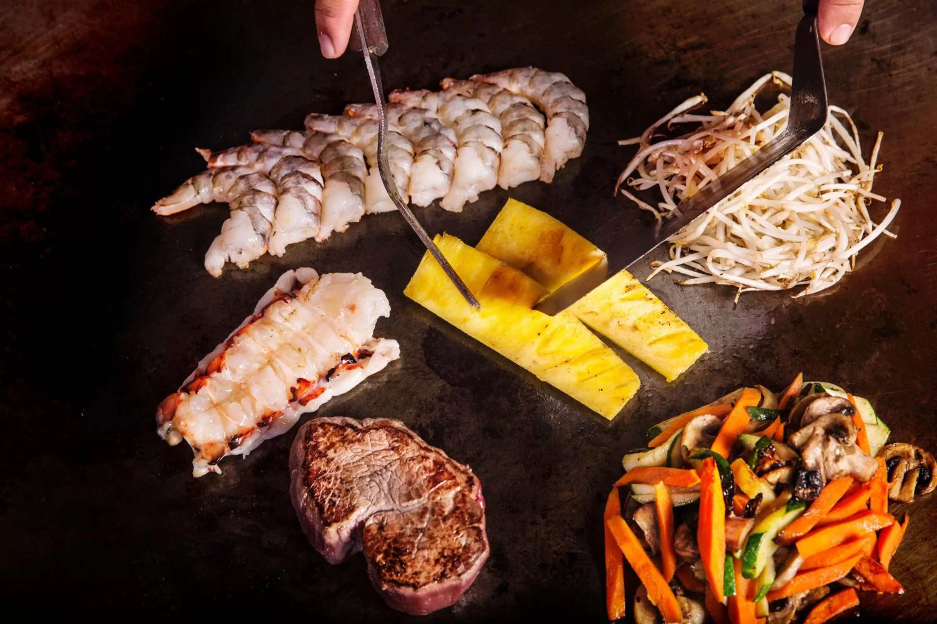 Restaurant/places to eat in Sheraton Maui Resort & Spa