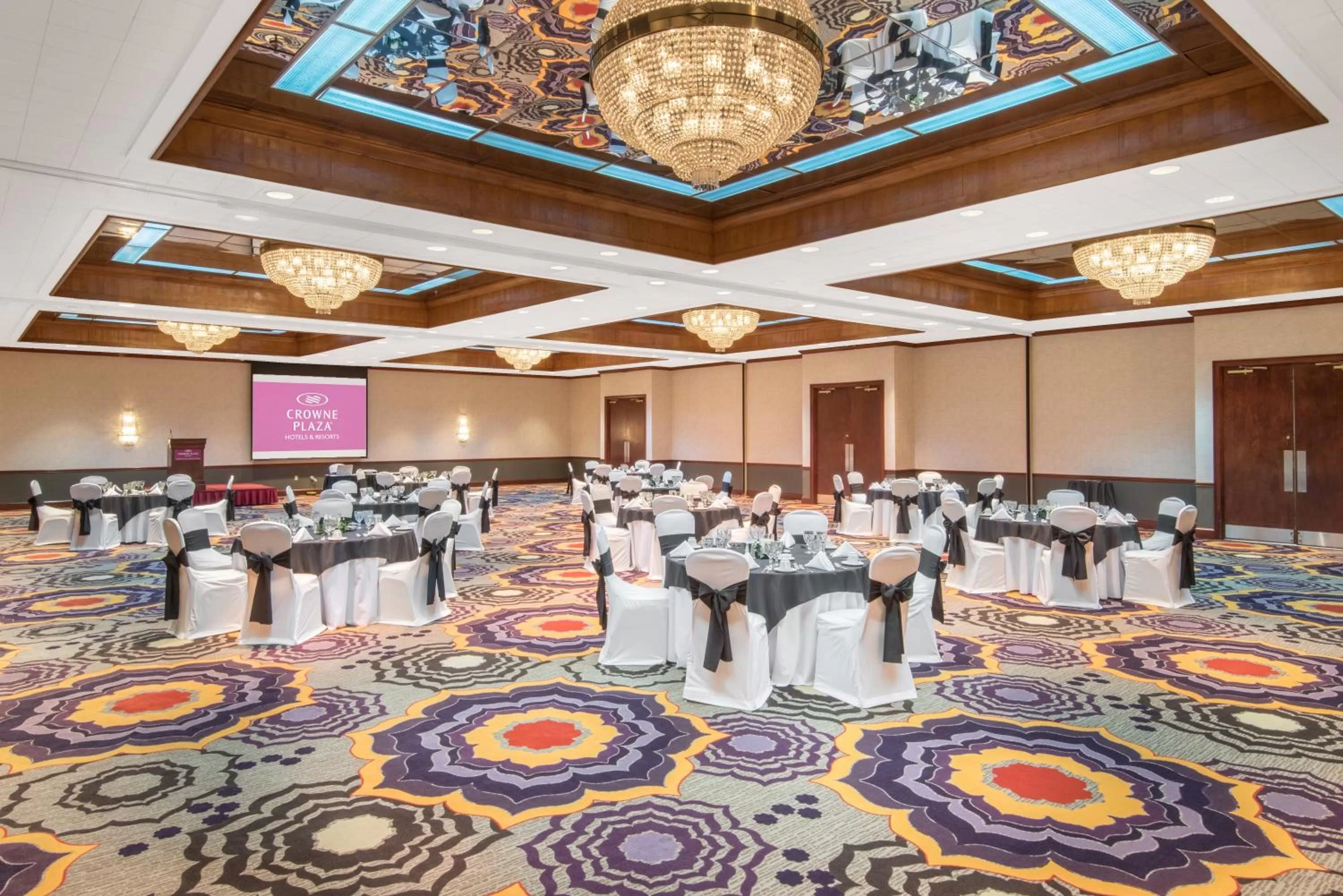 Banquet/Function facilities in Crowne Plaza Hotel Hickory by IHG