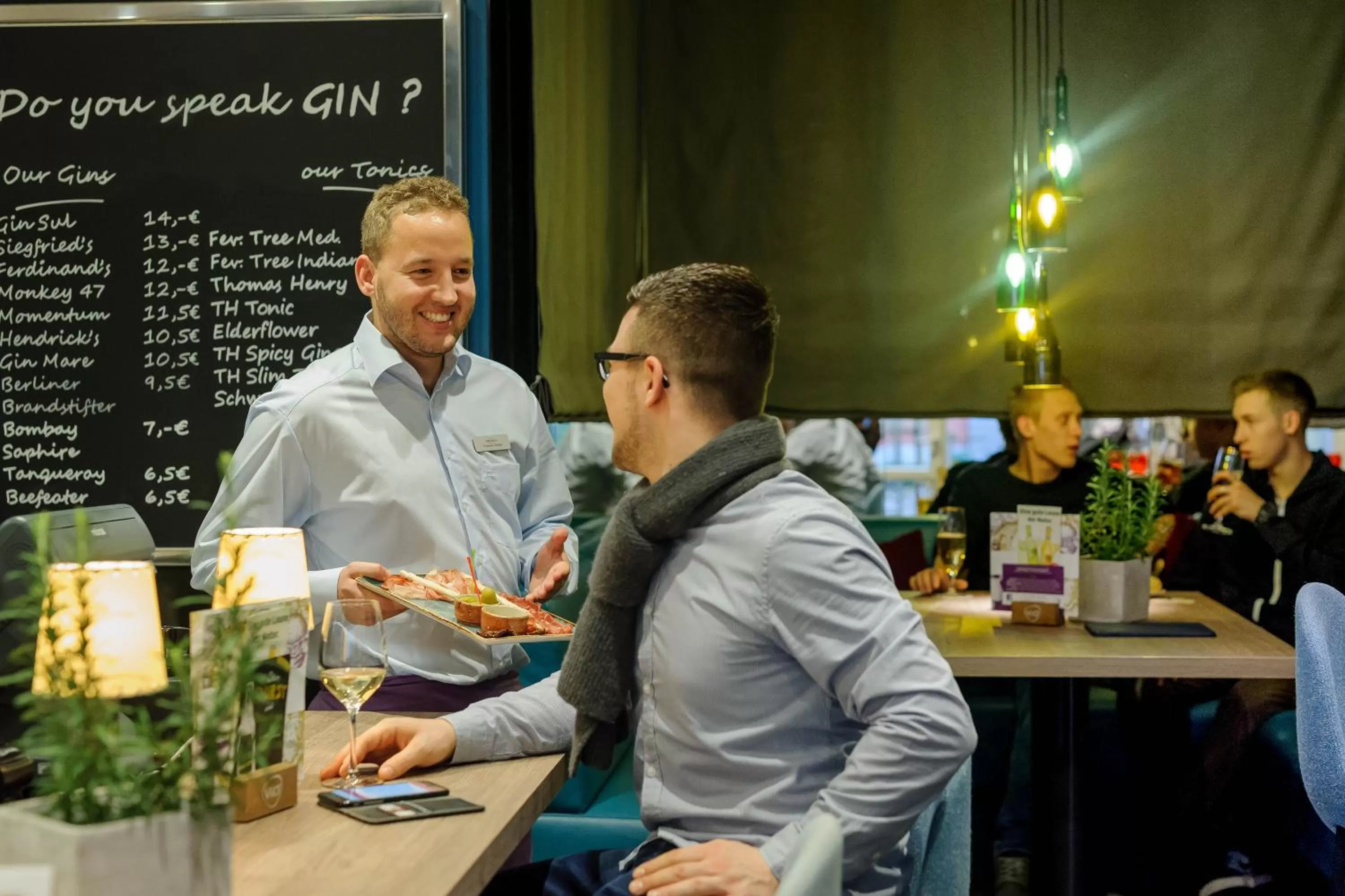 Restaurant/places to eat in Mercure Hotel & Residenz Berlin Checkpoint Charlie