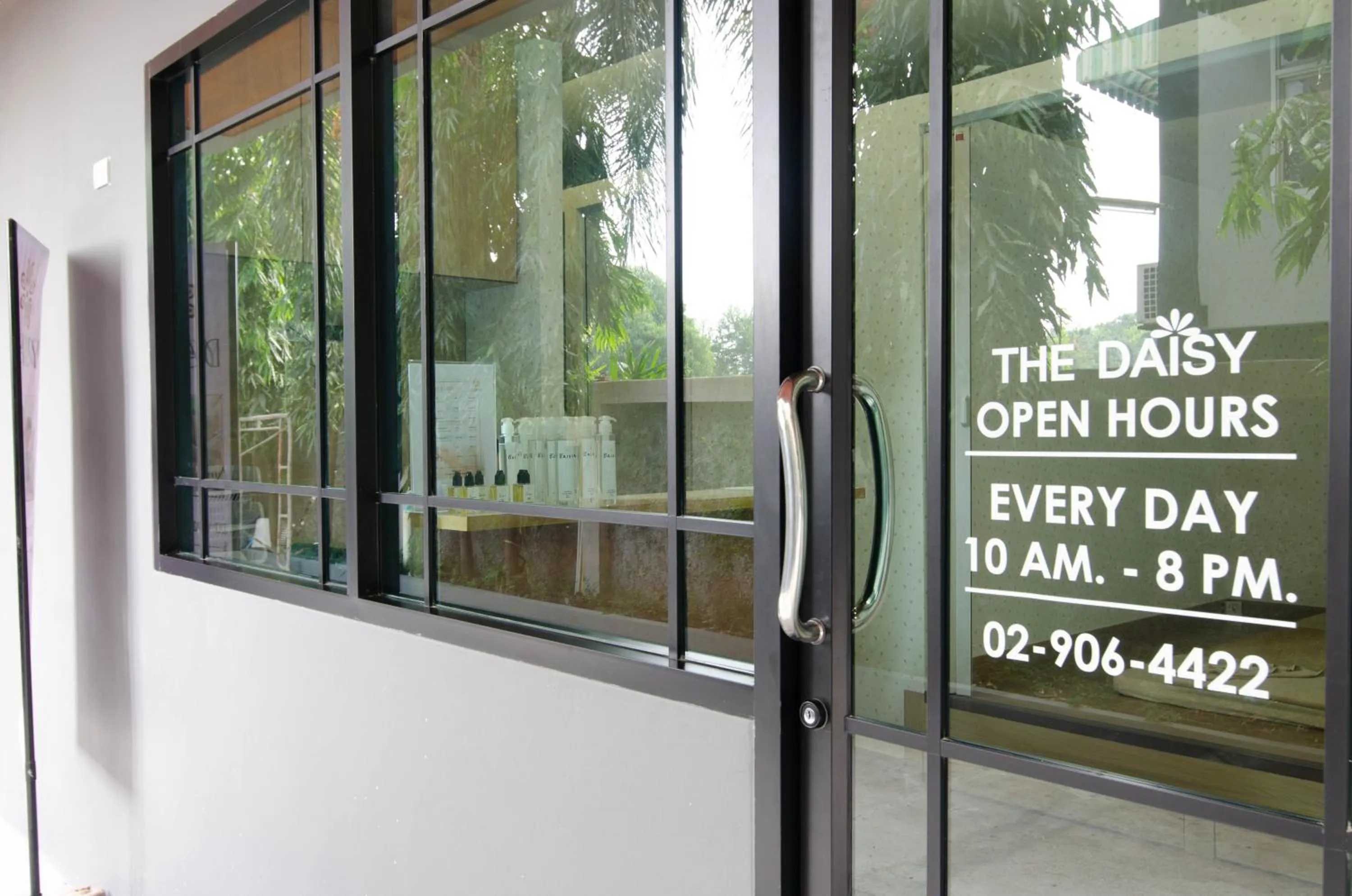 Massage in Grand Tara Garden Thai Hotel