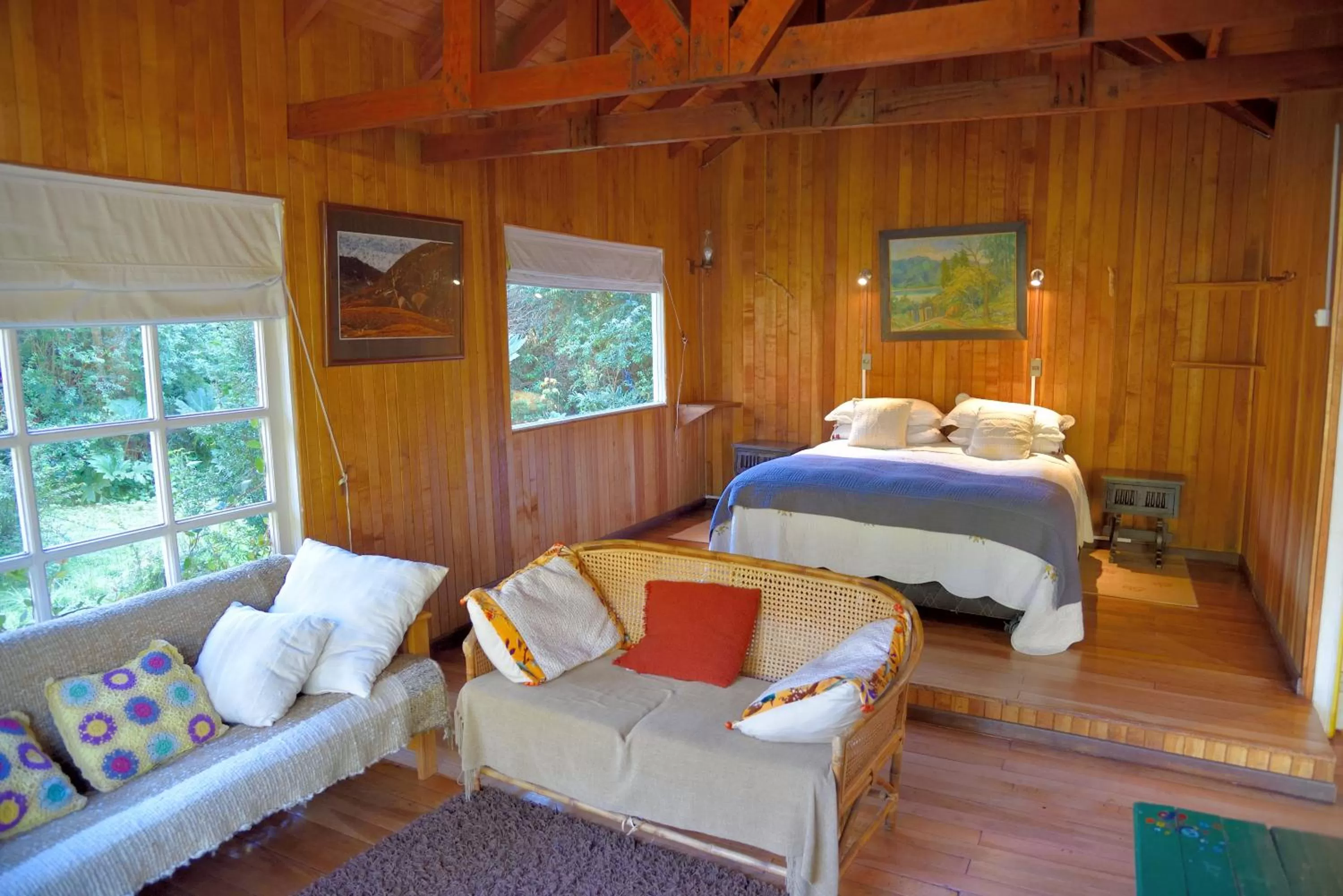 Photo of the whole room, Bed in Posada Queulat