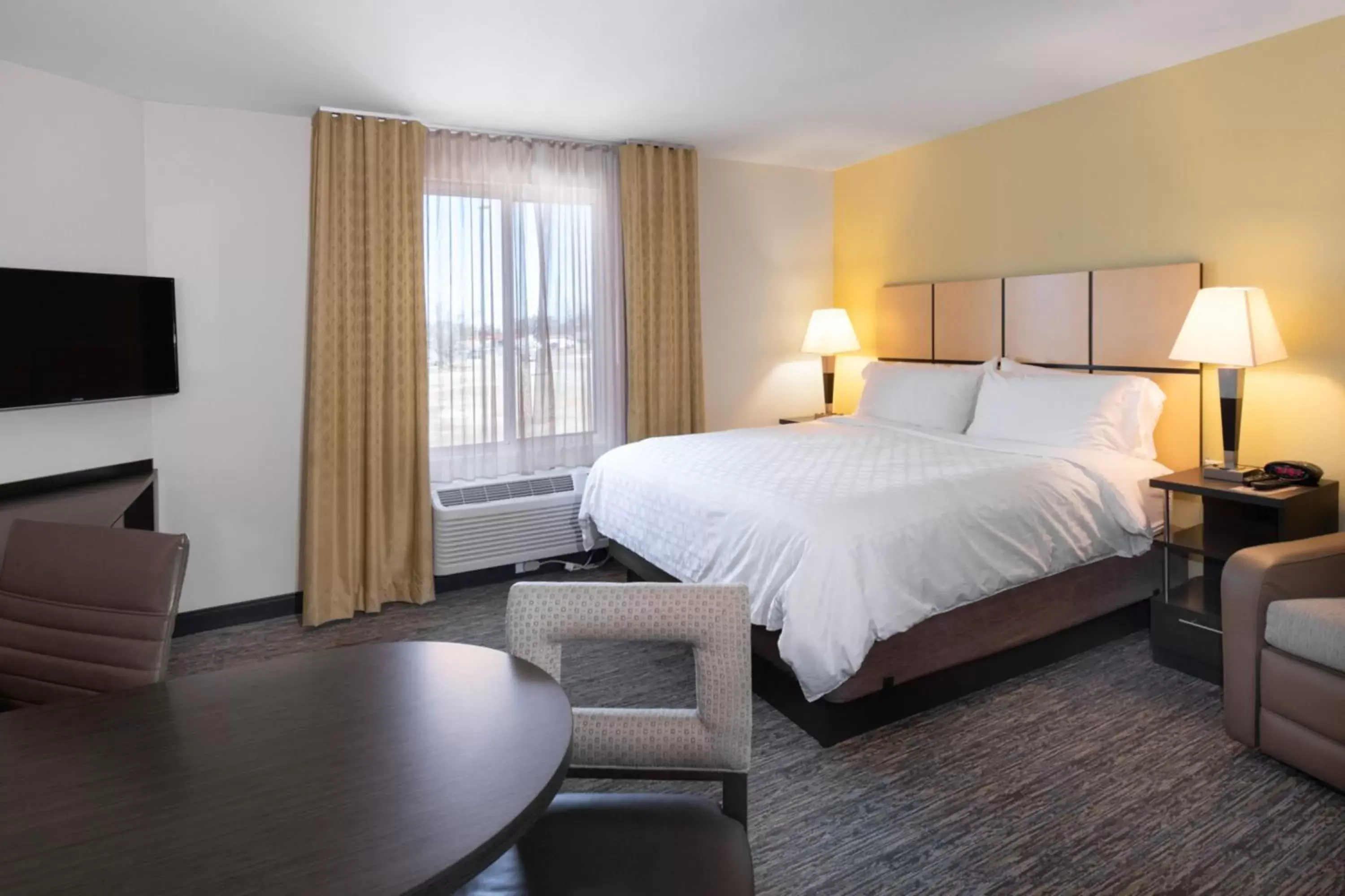 Queen Studio Suite - Communication Accessible in Candlewood Suites Enid by IHG Queen Studio Suite - Communication Accessible in Candlewood Suites Enid by IHG