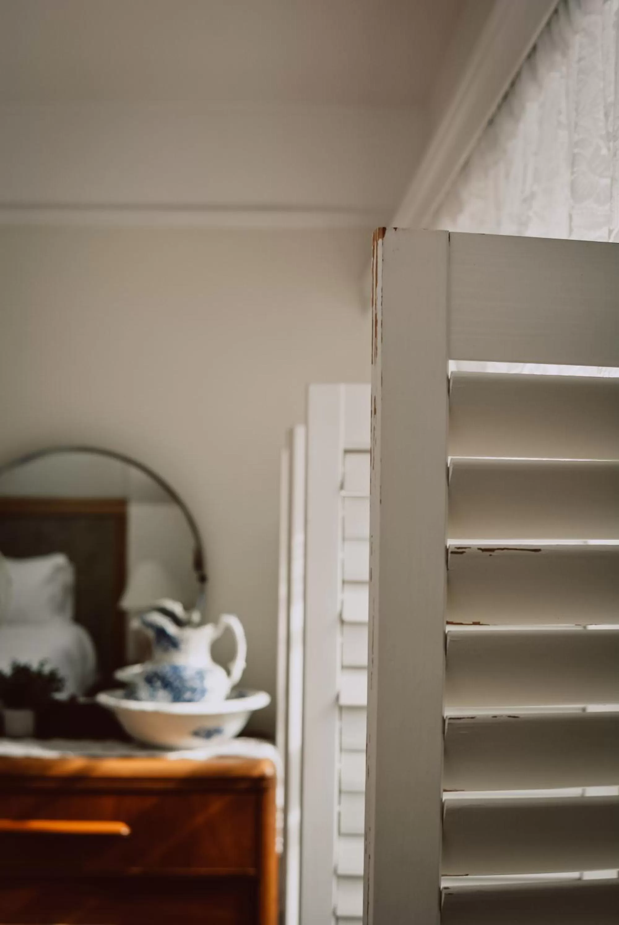 Hill Road Manor Bed & Breakfast