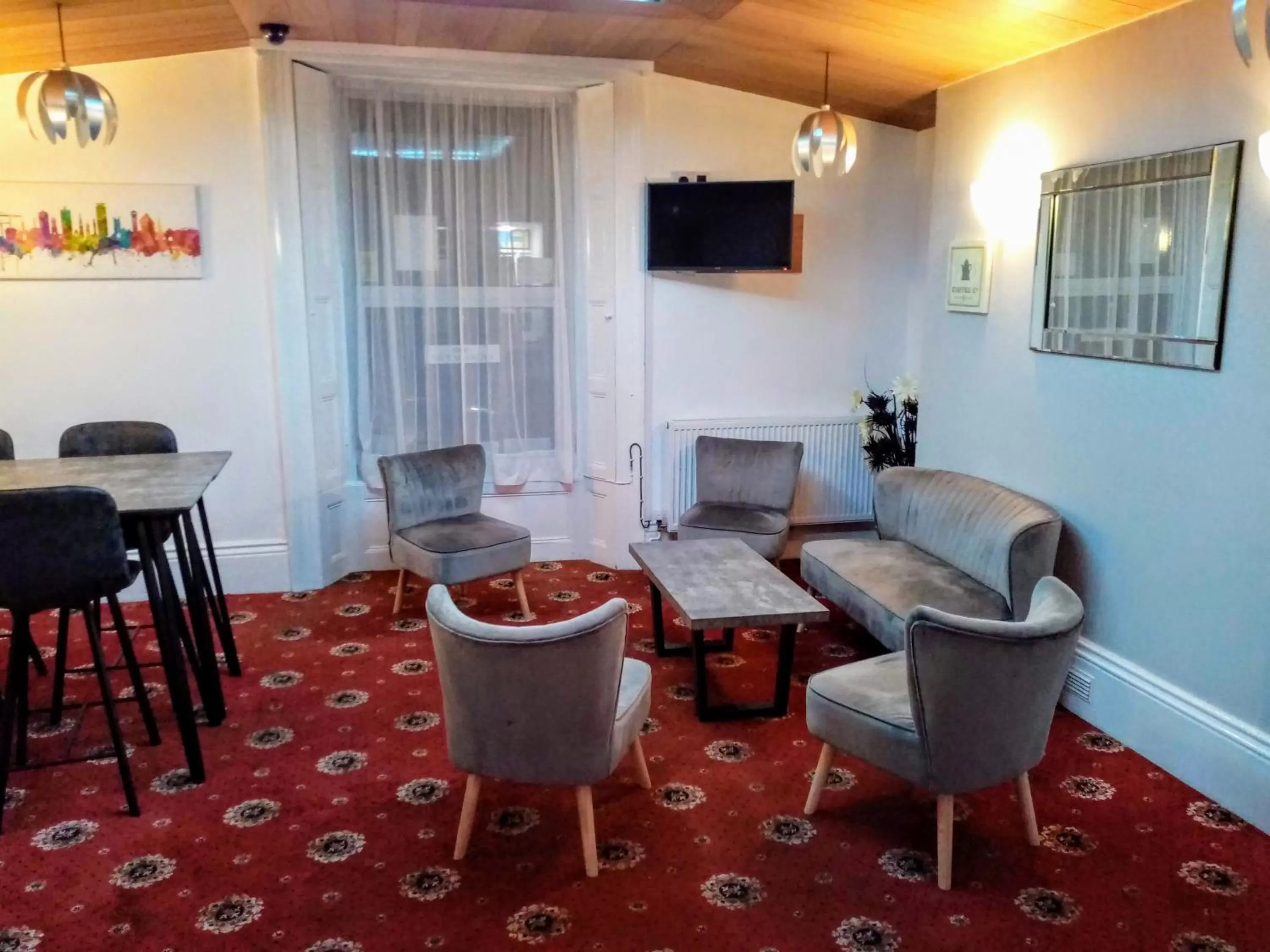 Lounge or bar in The Kynance House on Plymouth Hoe ,26 Ensuite Rooms