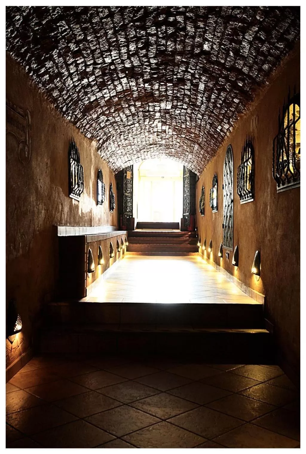 Property building in Hotel Restauracja Piwnica Rycerska