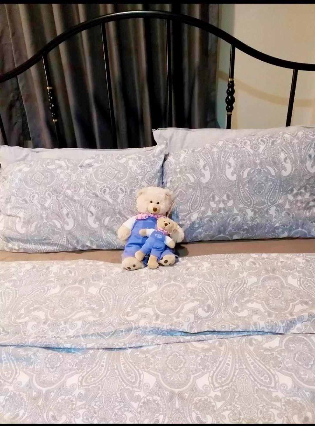 Photo of the whole room, Bed in The Cube Sathorn Boutique Hotel