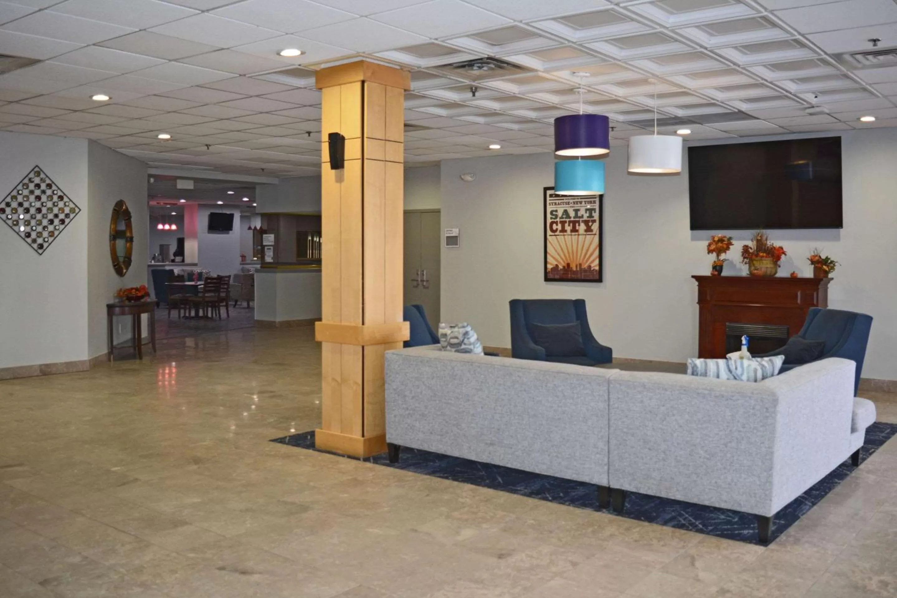 Lobby or reception in Quality Inn & Suites East Syracuse - Carrier Circle