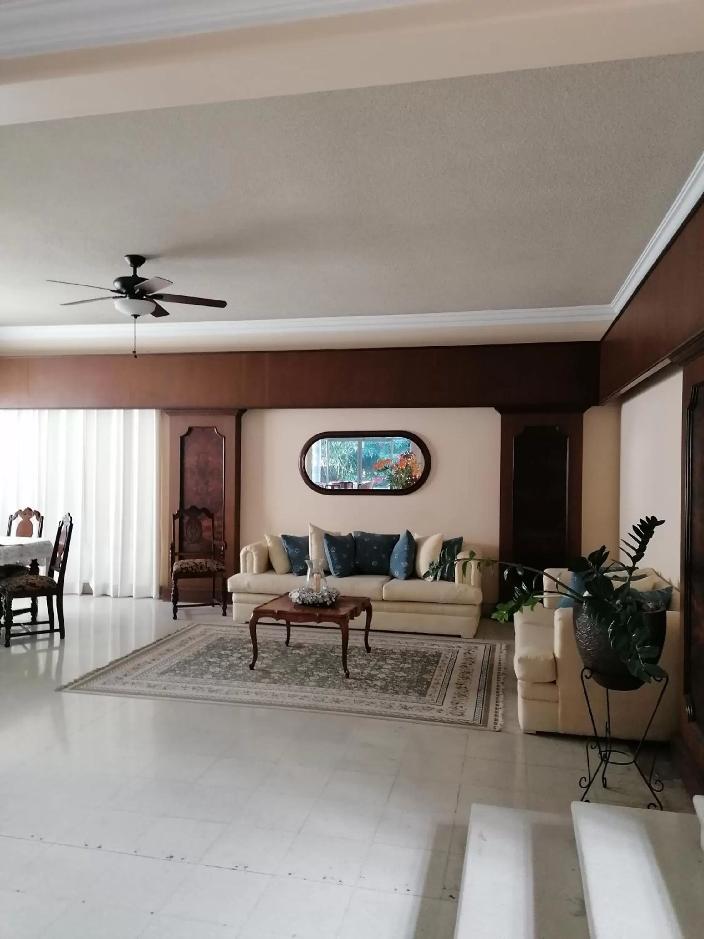 Property building in Casa de Luz