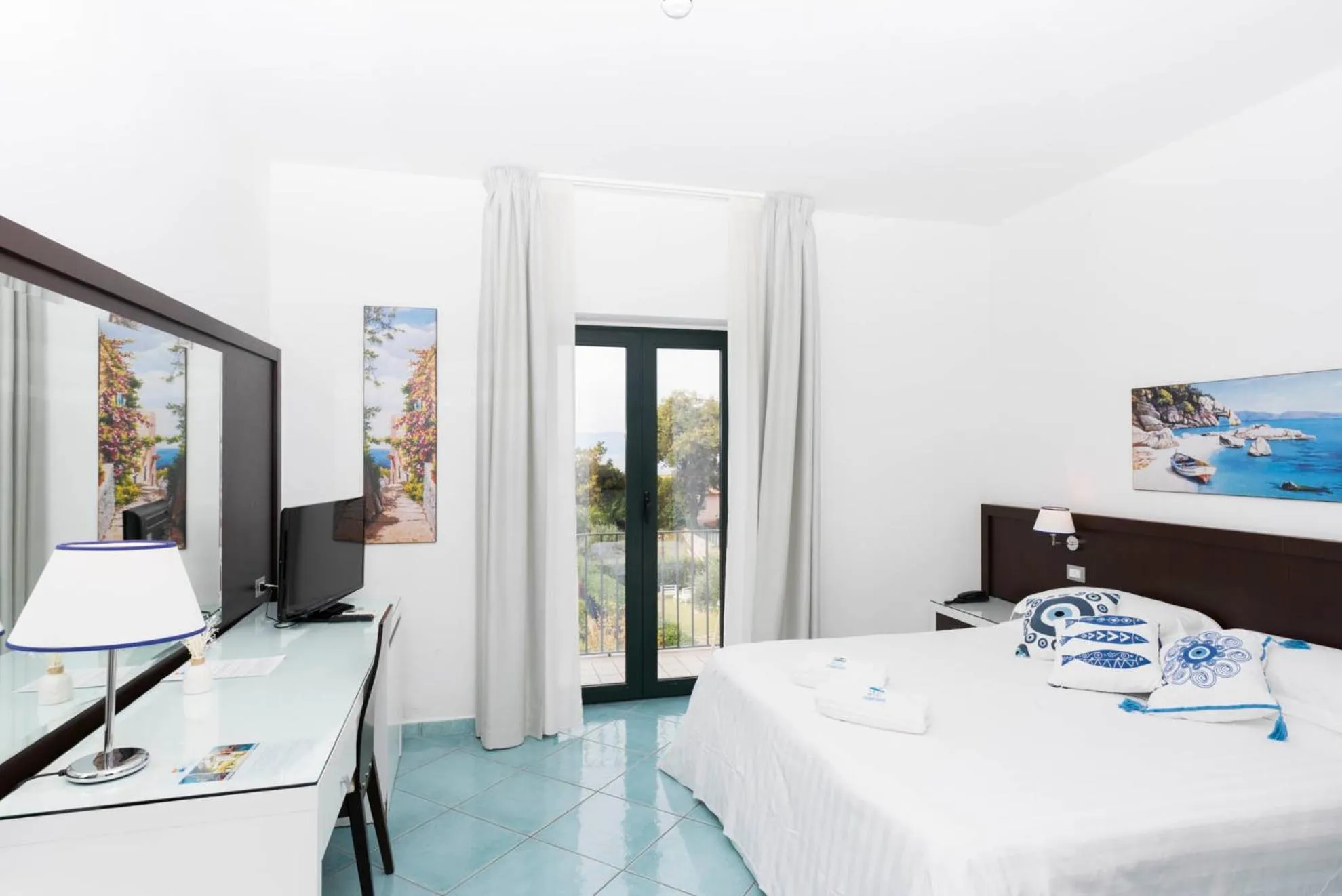 TV and multimedia, Bed in Hotel Murmann