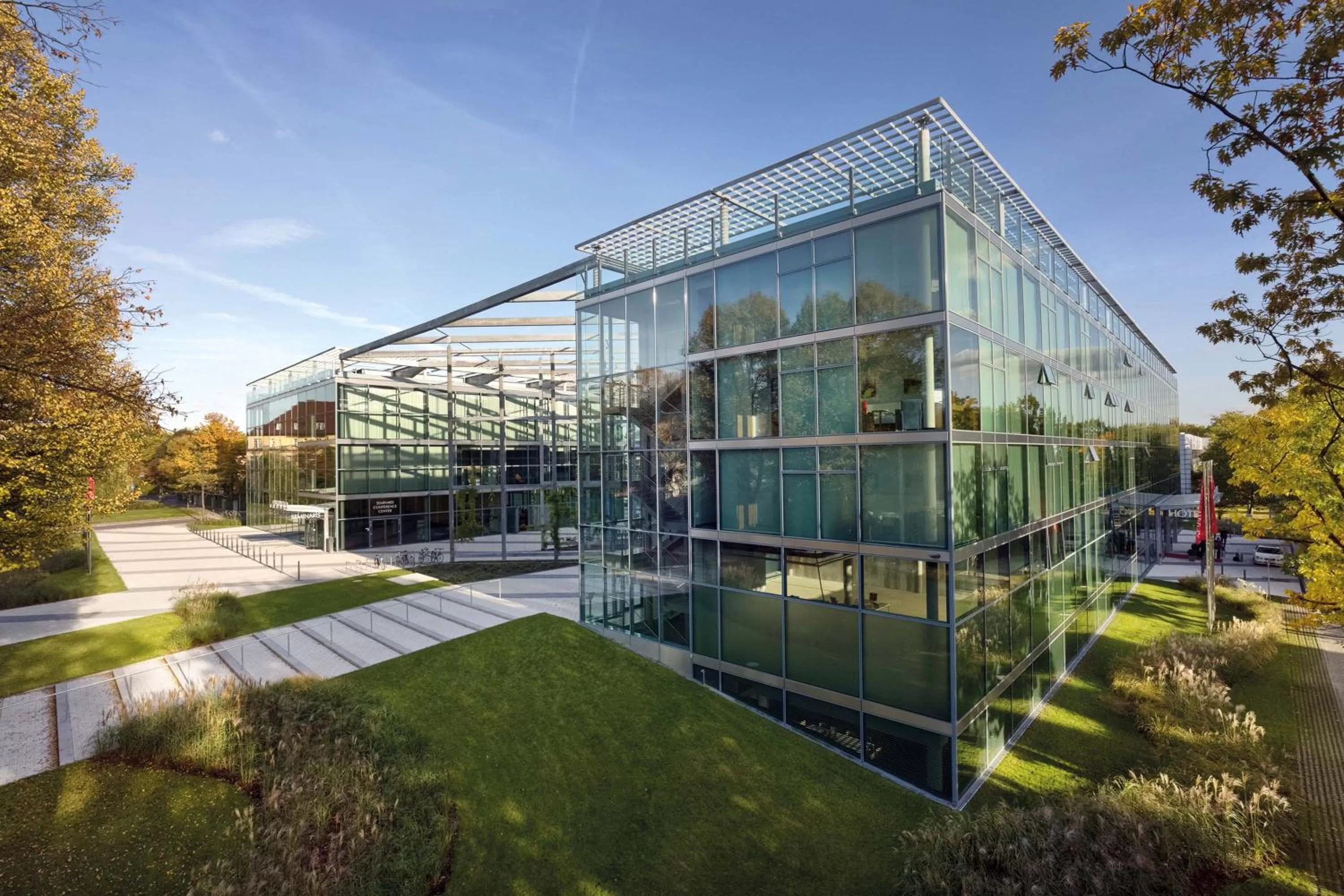 Facade/entrance in Seminaris CampusHotel Berlin