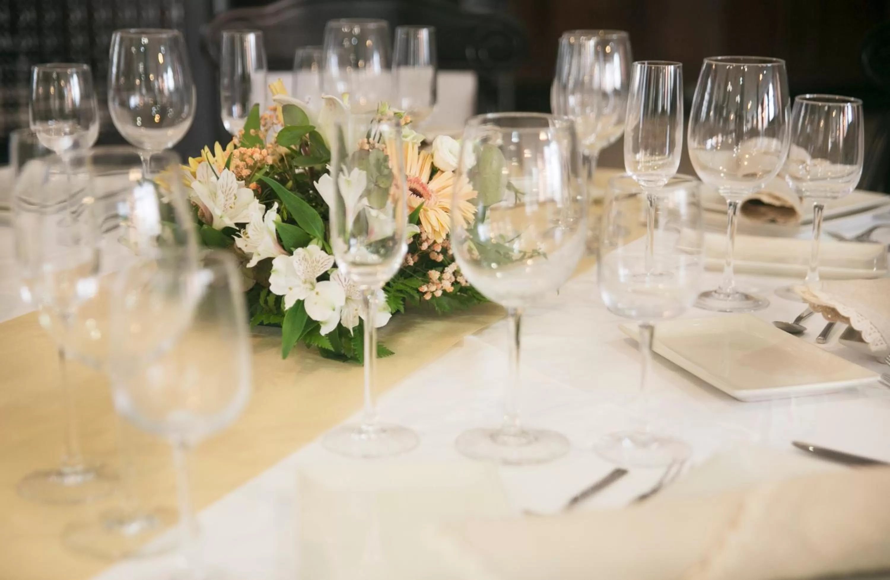 Restaurant/places to eat in Hotel ParqueMar