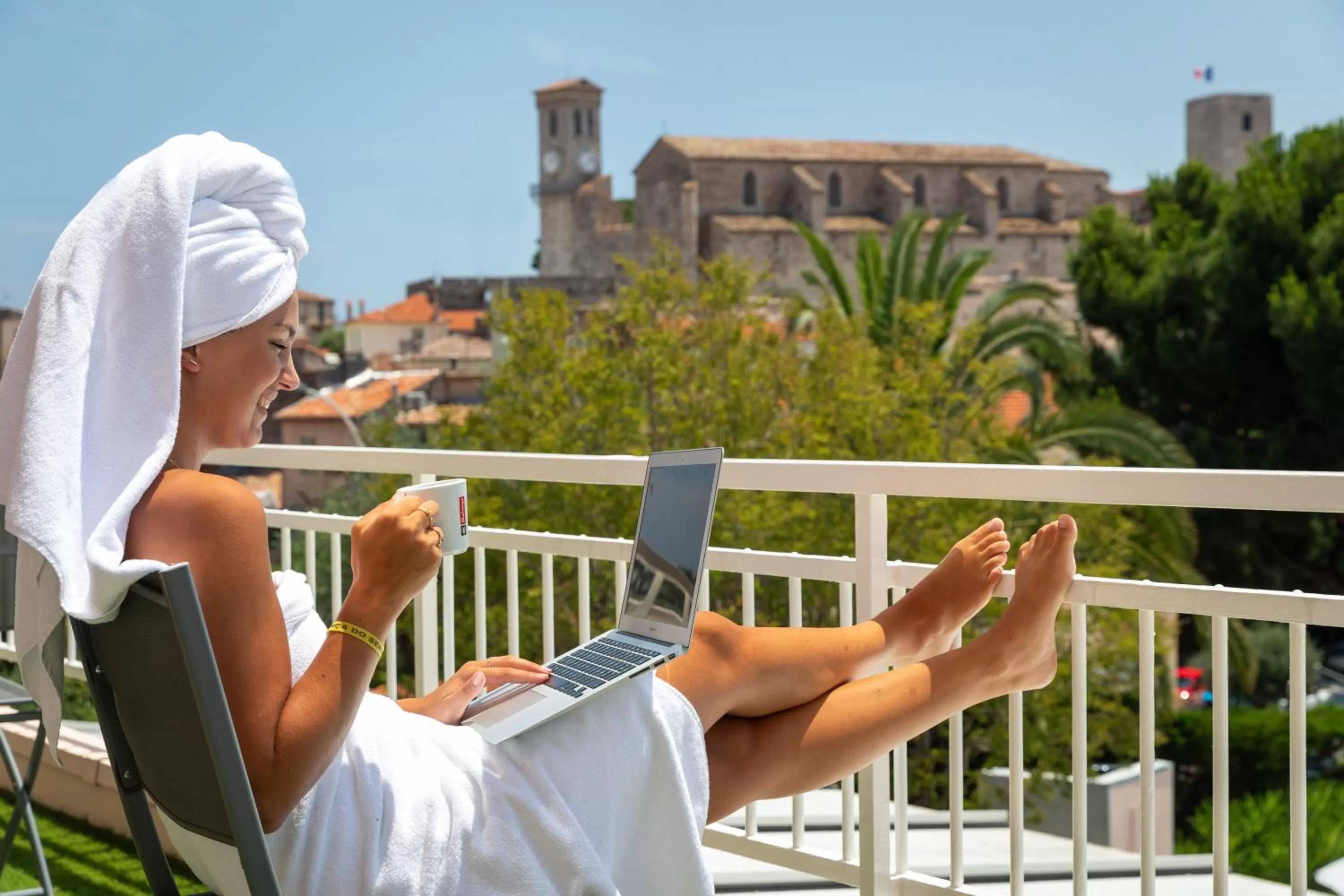 Off site in Best Western Hôtel des Orangers Cannes