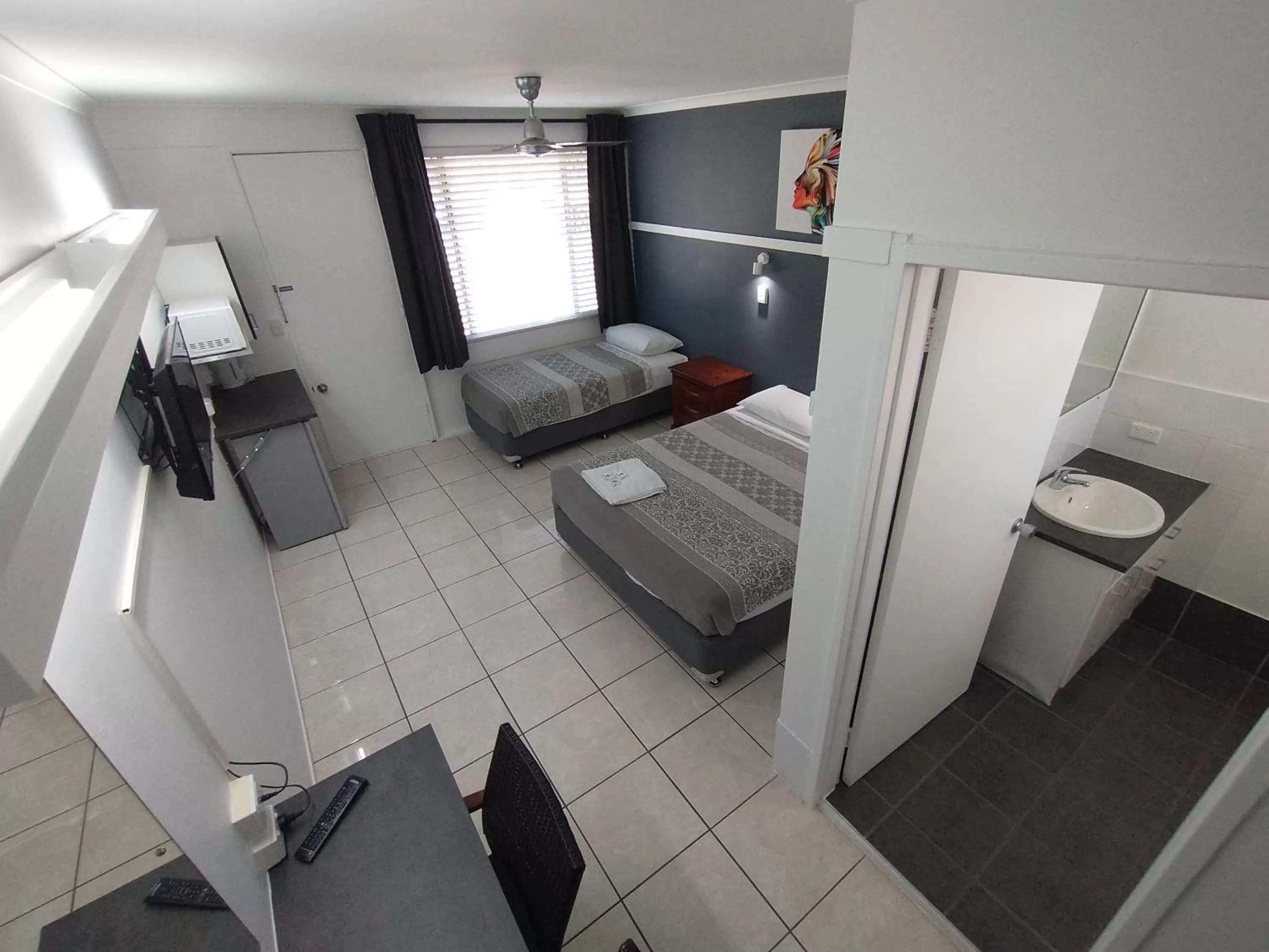 Photo of the whole room, Bed in Aspley Sunset Motel