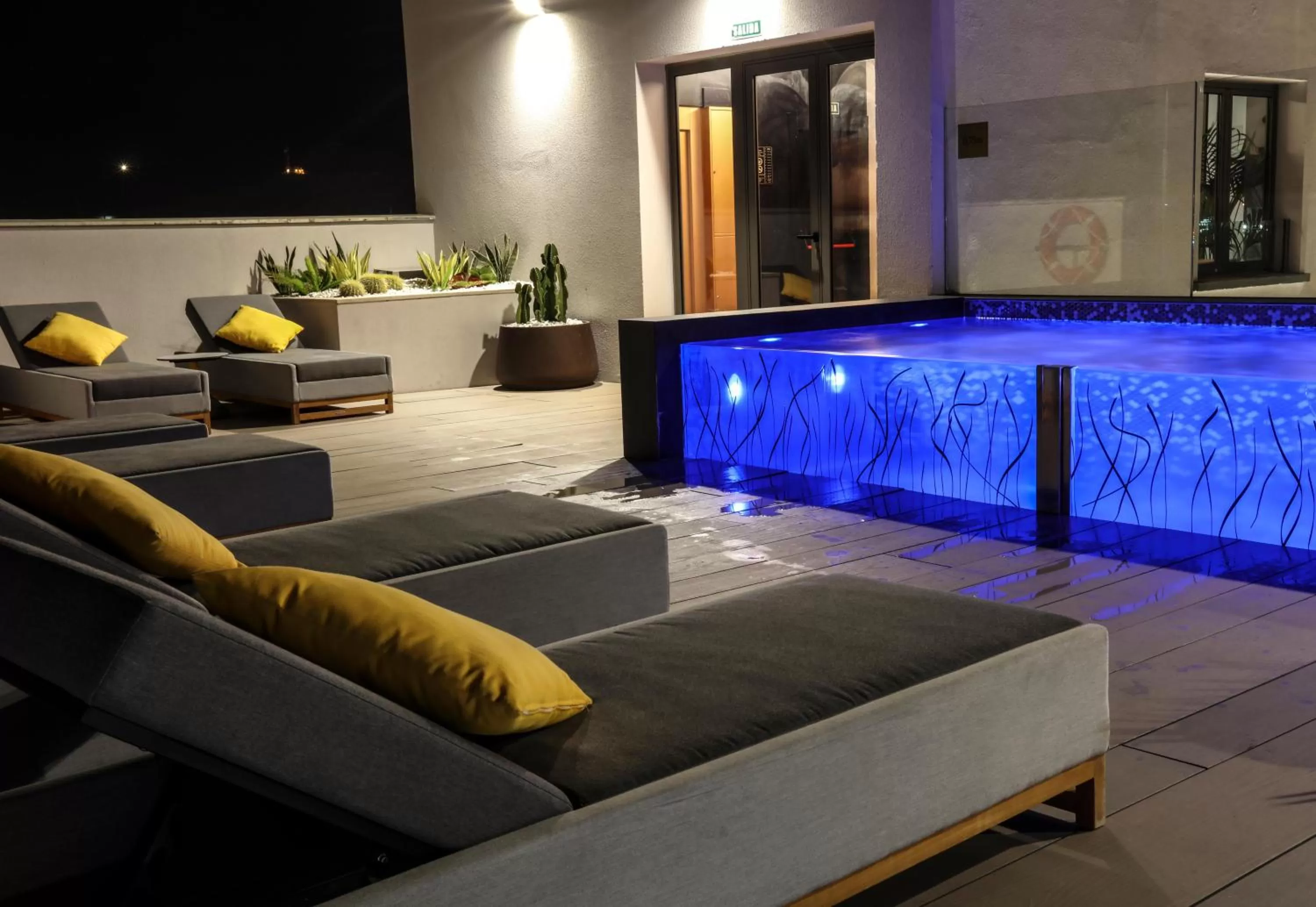 Balcony/Terrace in Design Plus Bex Hotel