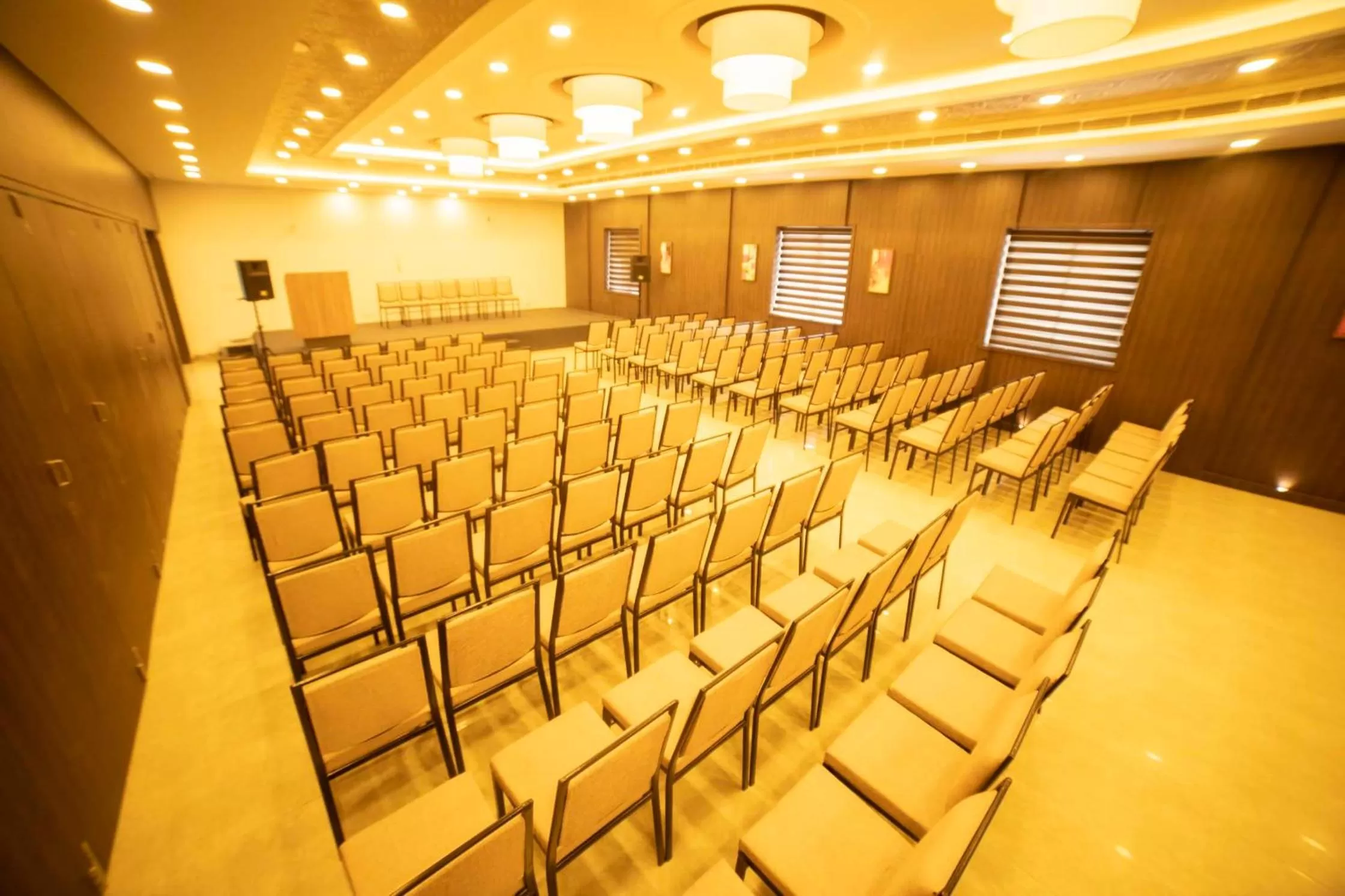 Meeting/conference room in HOTEL SAVITHRI