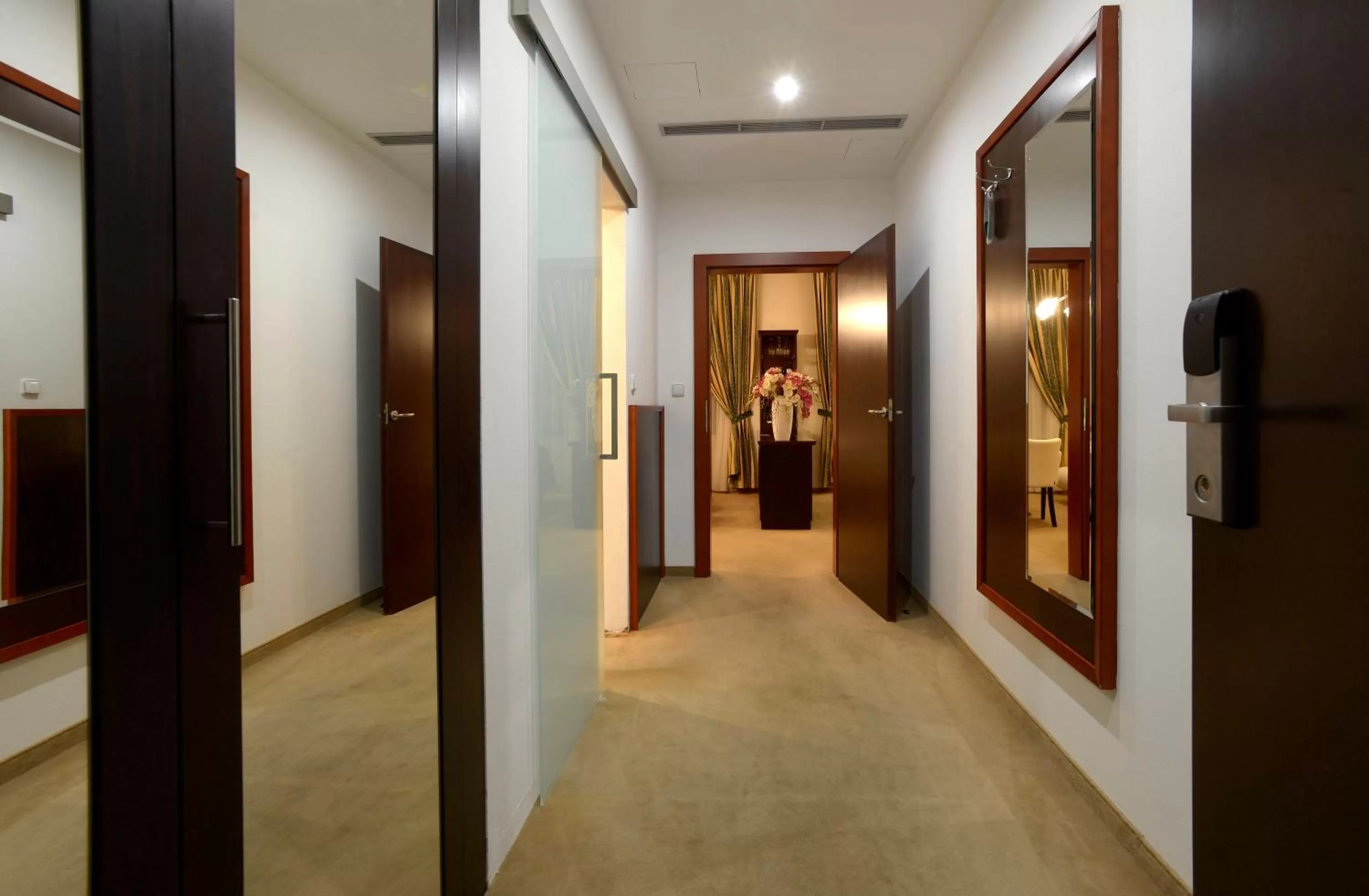 Area and facilities in Hotel Grand