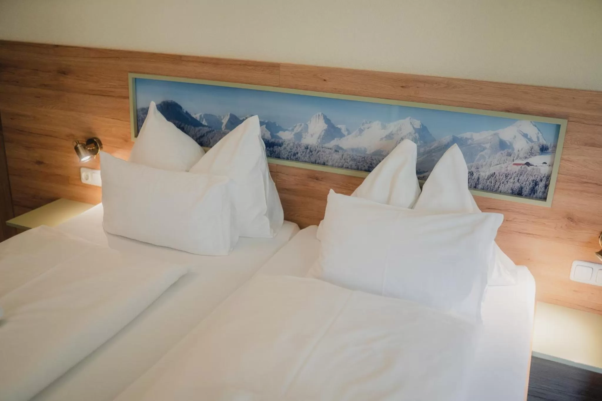 Bed in Hotel Restaurant DAS RÖSSL