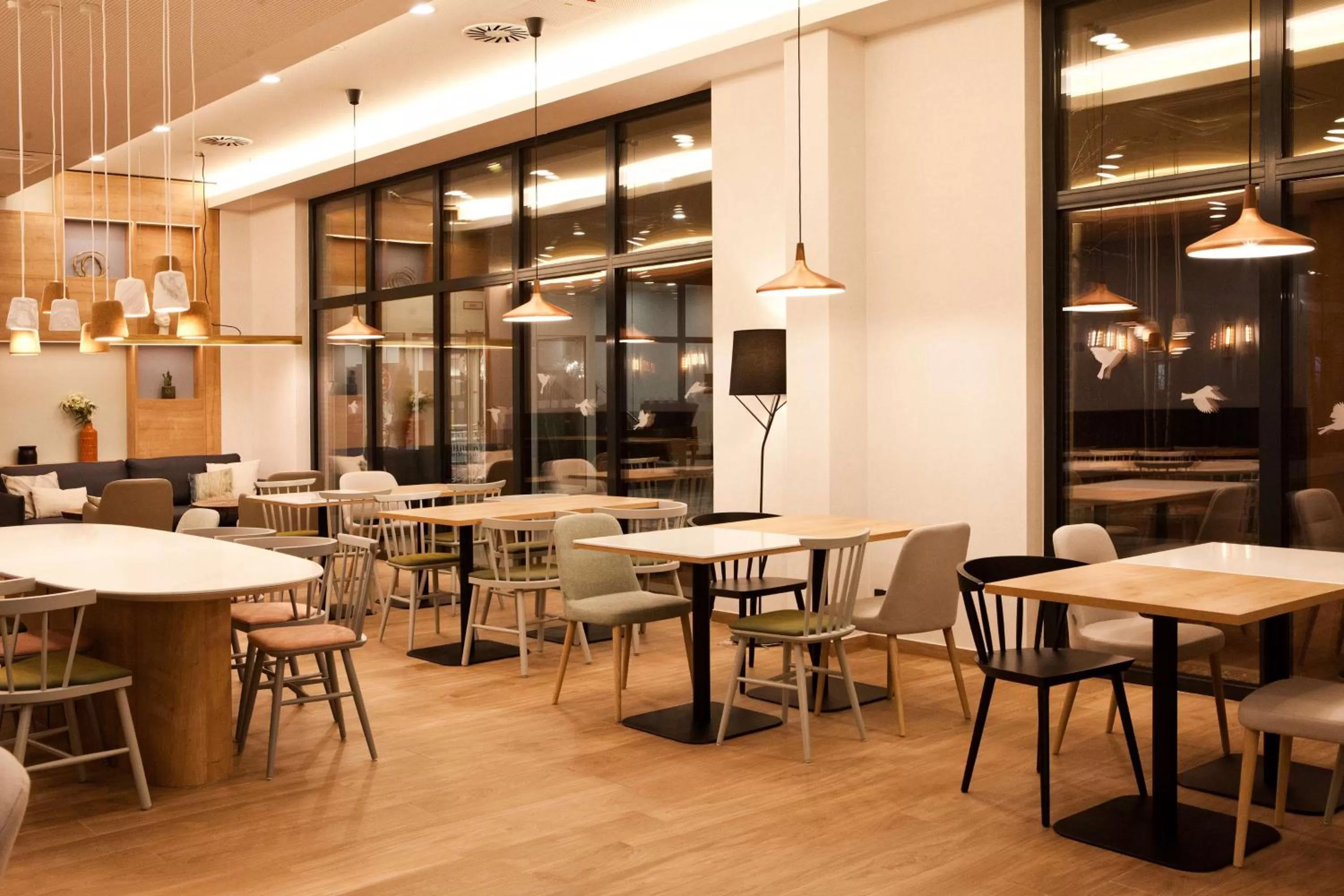 Restaurant/places to eat in Hilton Garden Inn Munich Messe