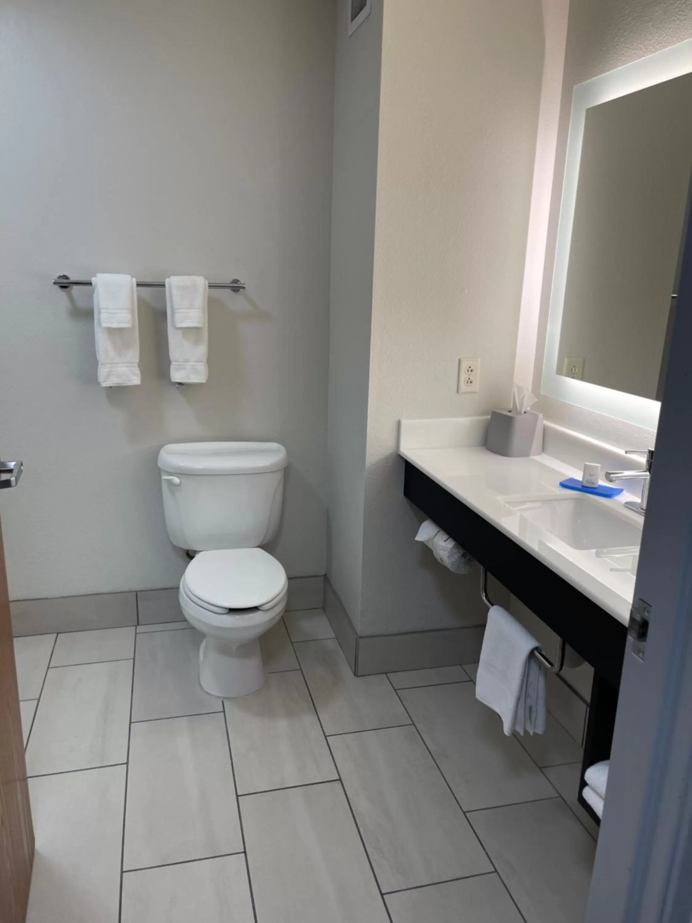 Holiday Inn Express Hotel & Suites Las Vegas NM by IHG