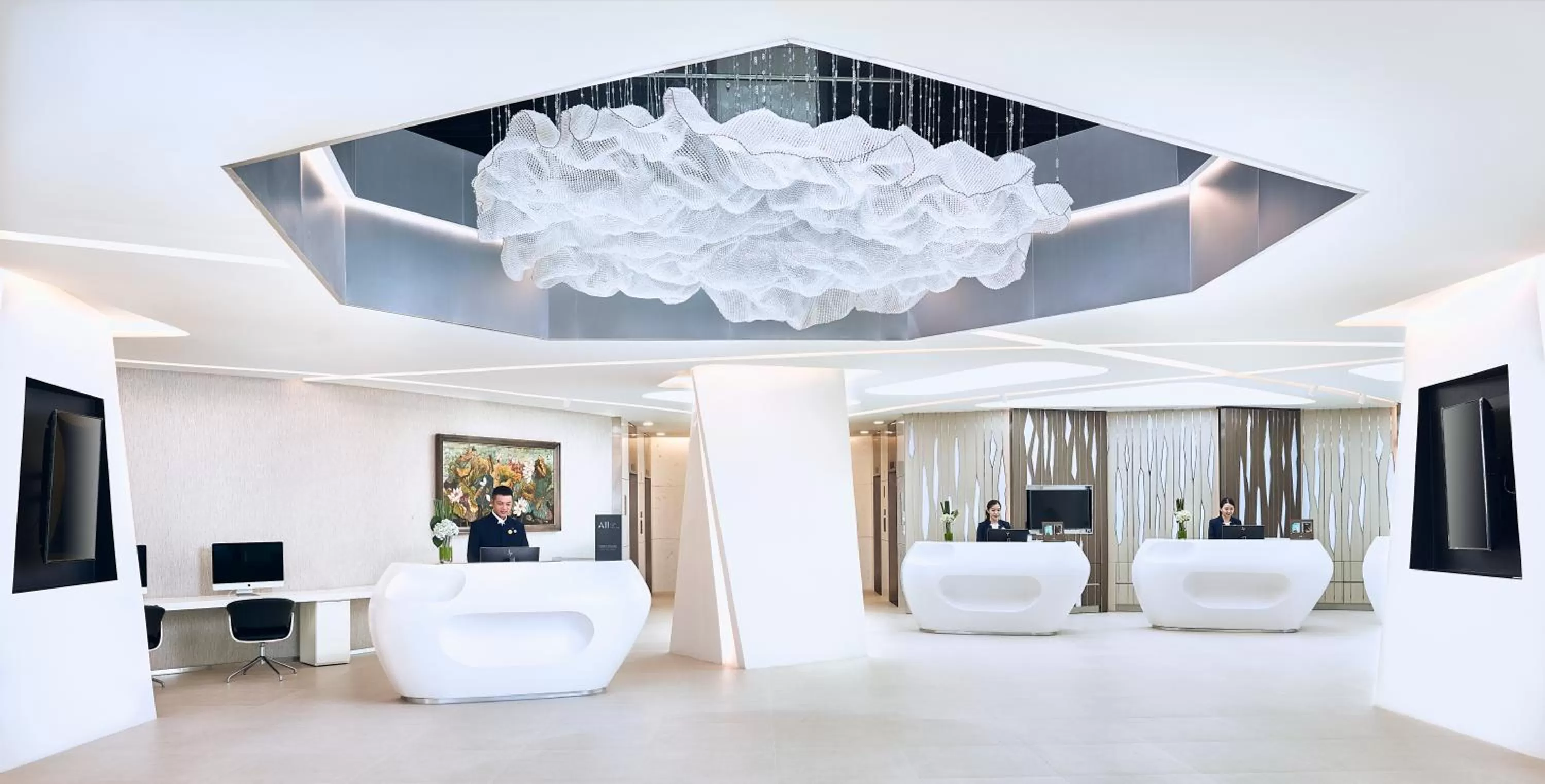 Lobby or reception in Novotel Hanoi Thai Ha