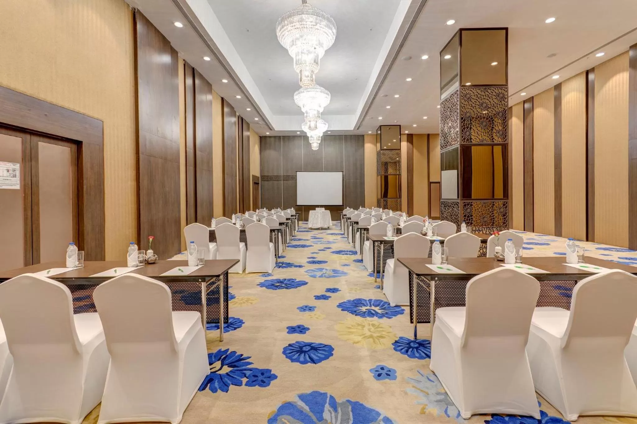 Banquet/Function facilities in Holiday Inn Kolkata Airport by IHG