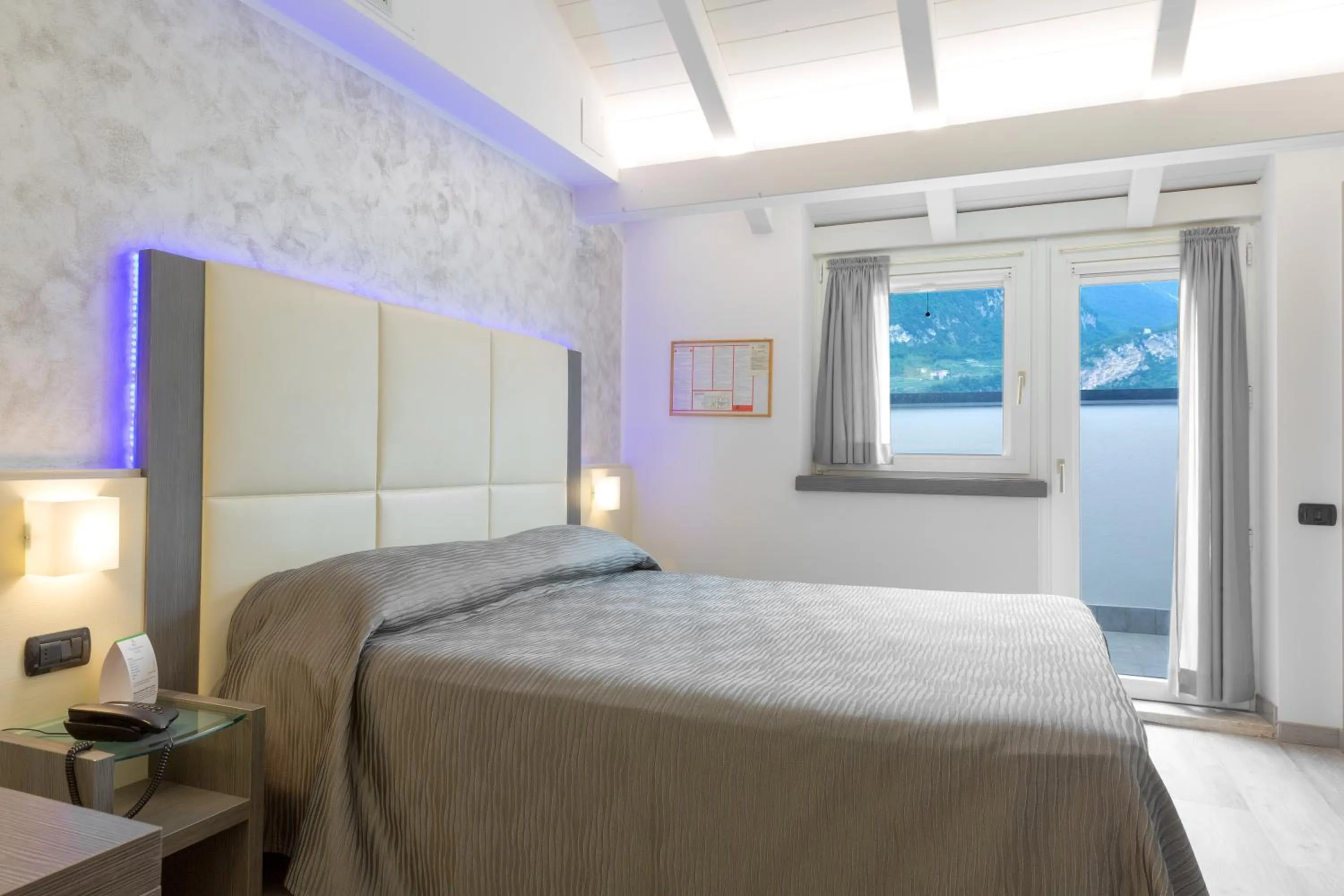 Comfort Double Room in Hotel Campagnola