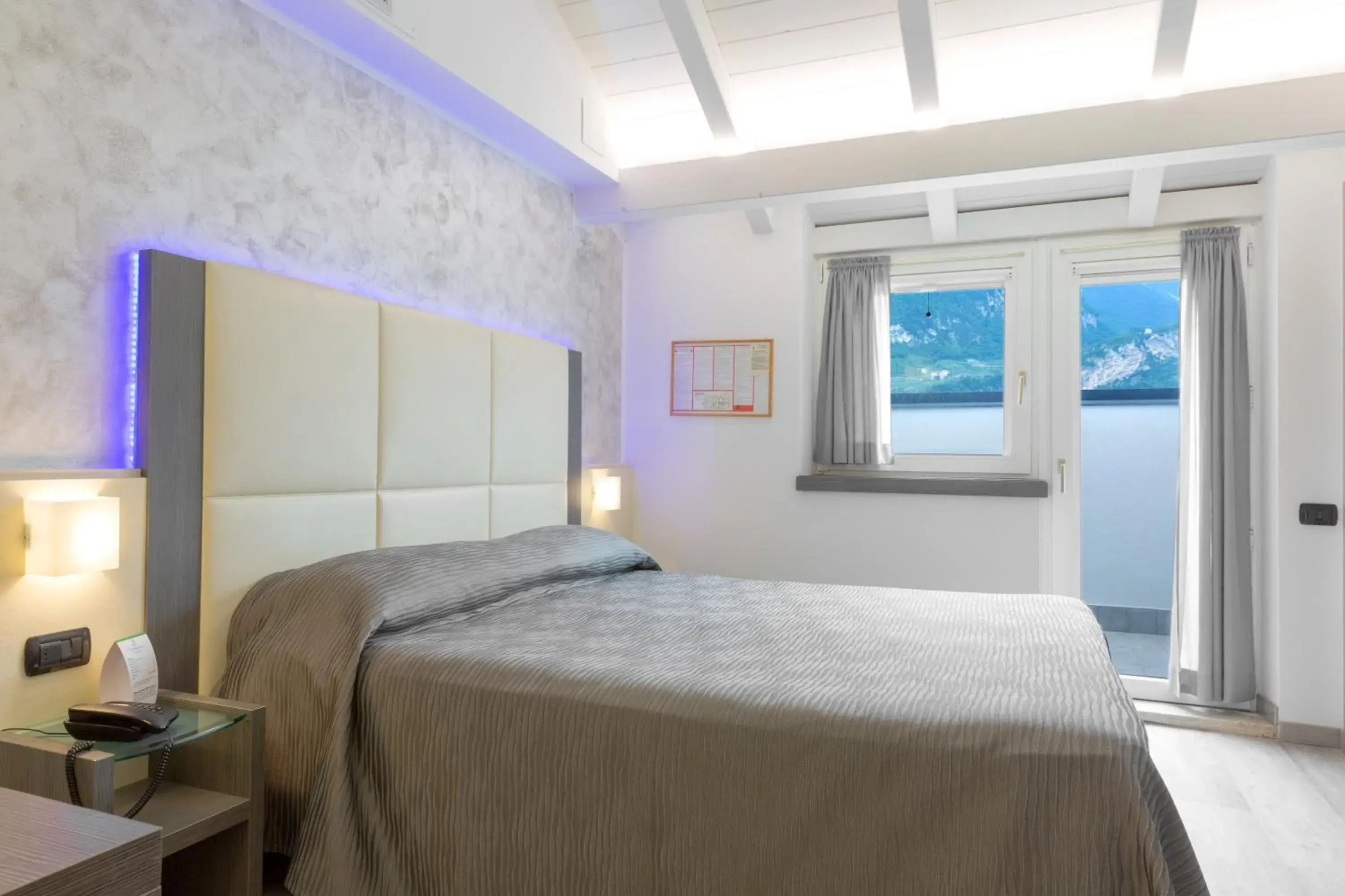 Comfort Double Room in Hotel Campagnola Comfort Double Room in Hotel Campagnola