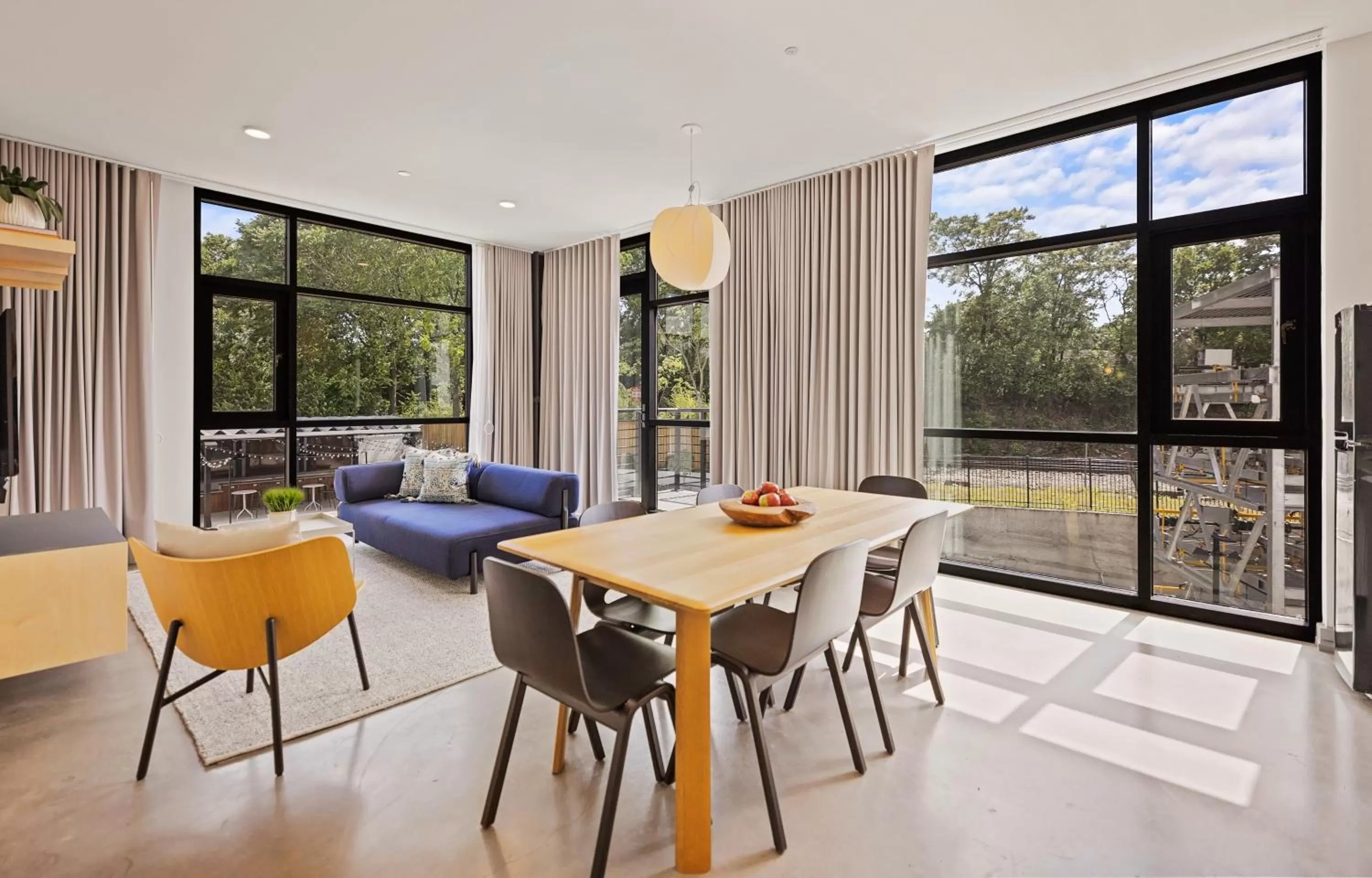 Living room in Harthall Hotel