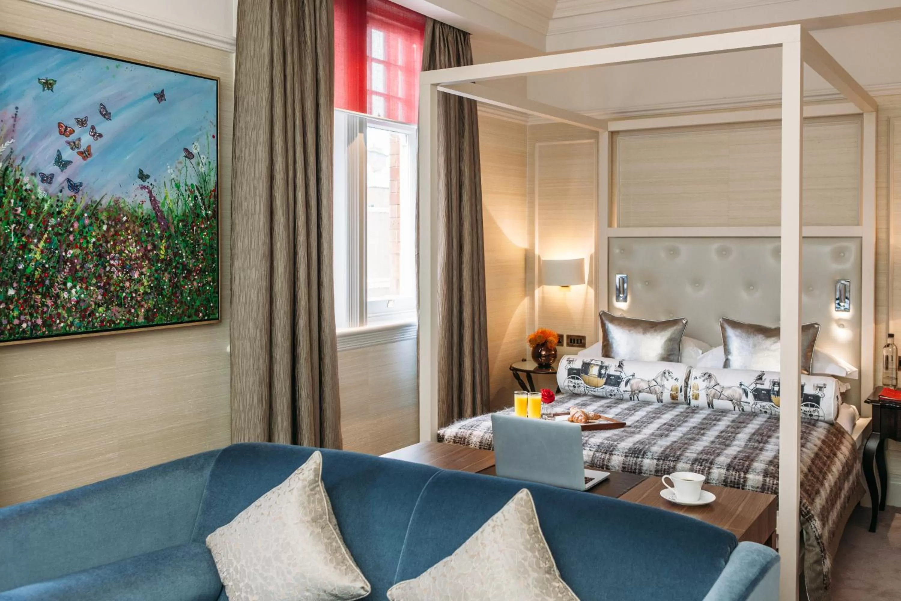 Bedroom, Bed in 11 Cadogan Gardens and The Apartments by Iconic Luxury Hotels