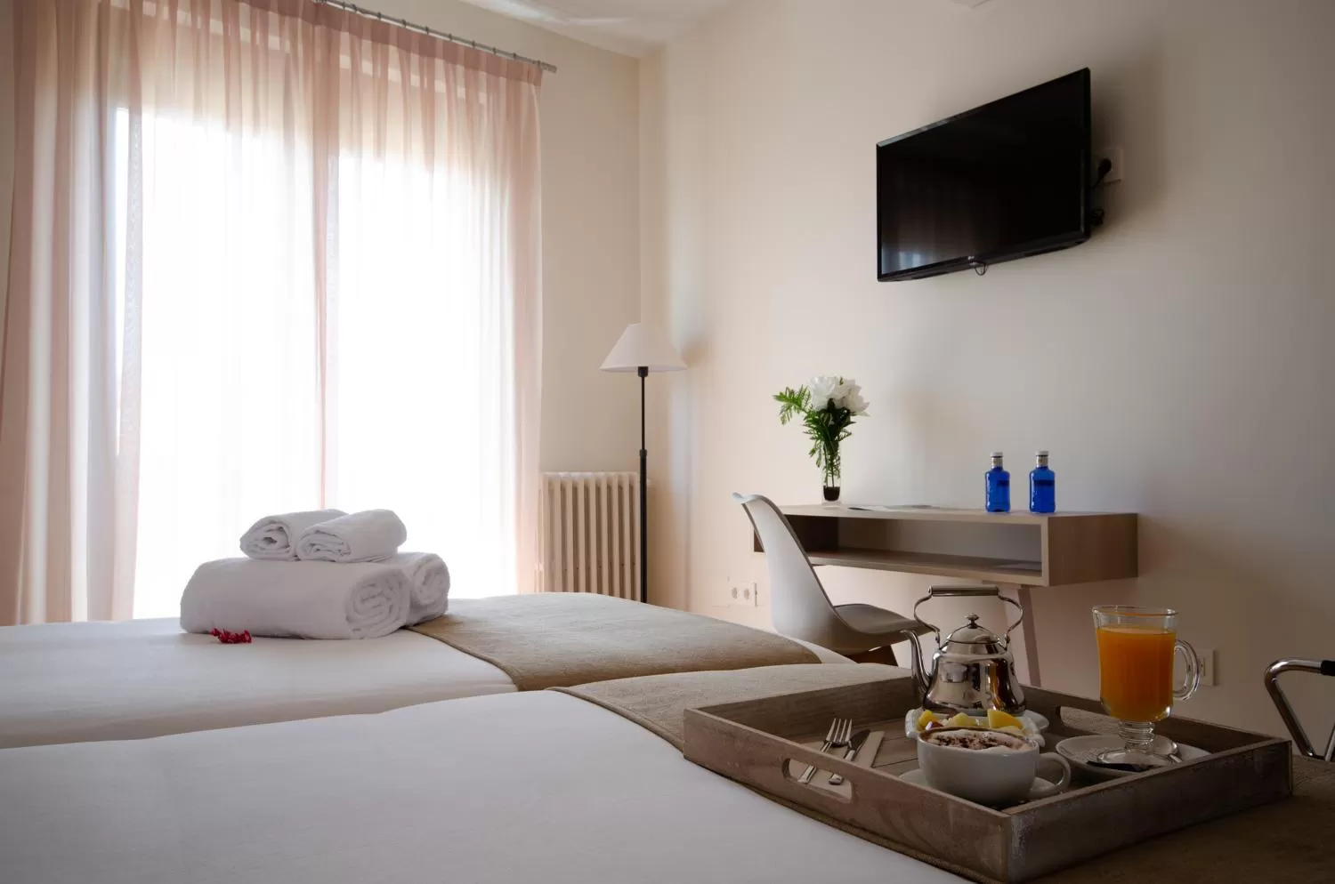 Bedroom, Bed in Hotel Puerta Ciudad Rodrigo