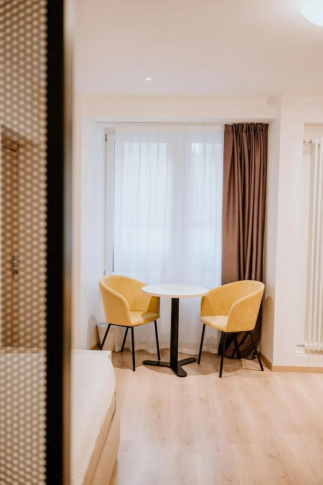 Seating area in Hotel Venezia