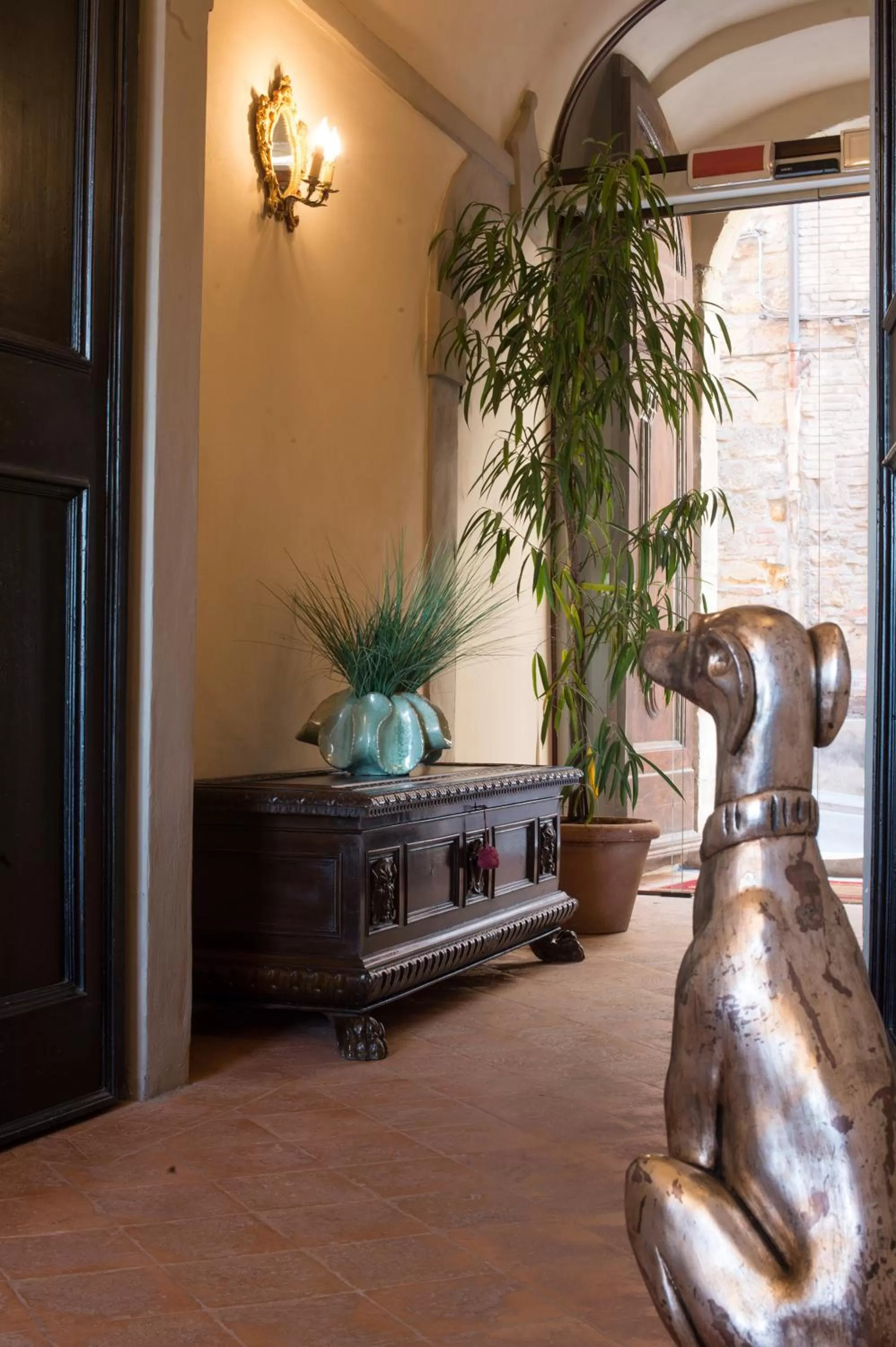 Property building in Palazzo Pacini