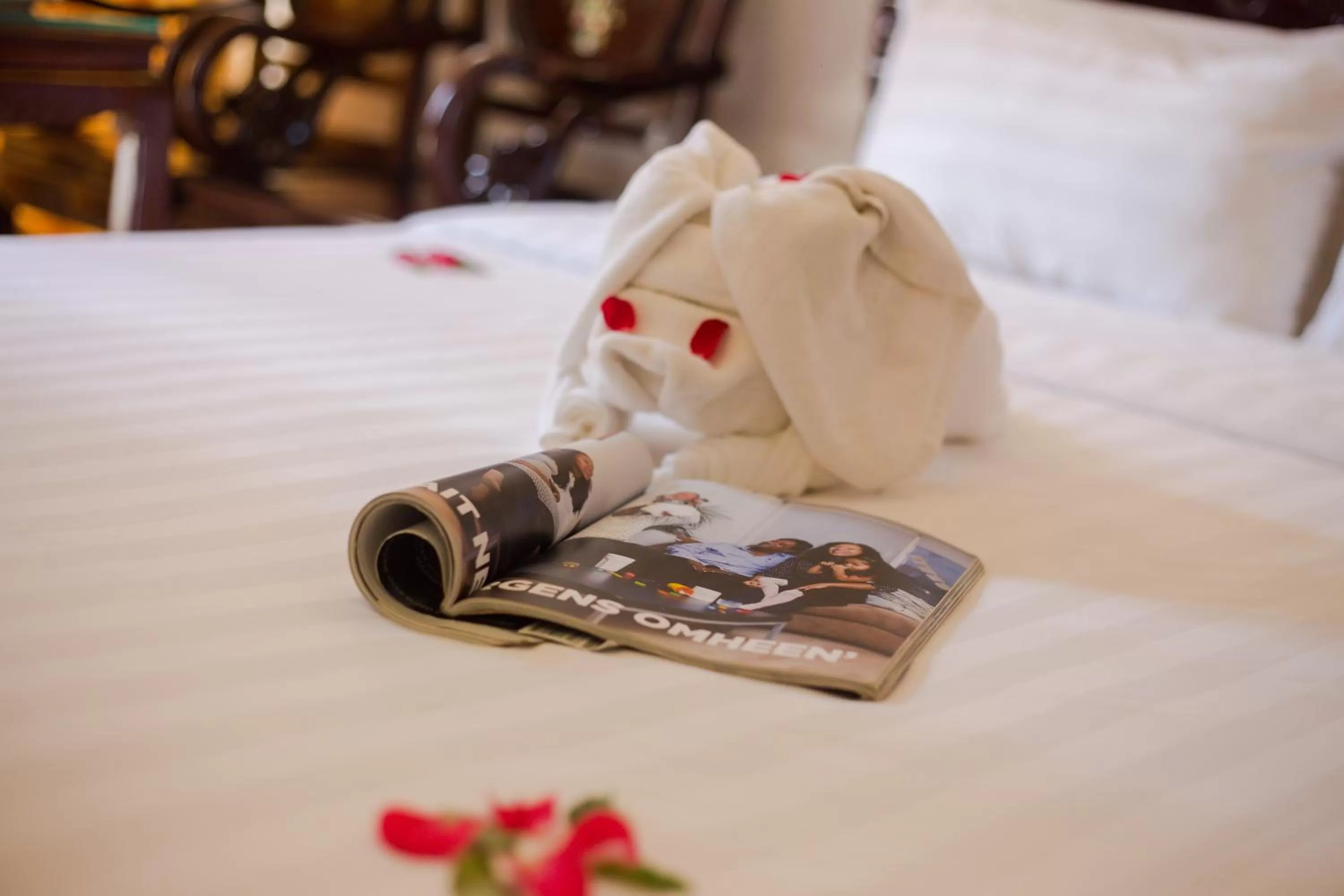 Bedroom, Bed in Hanoi Endless Hotel