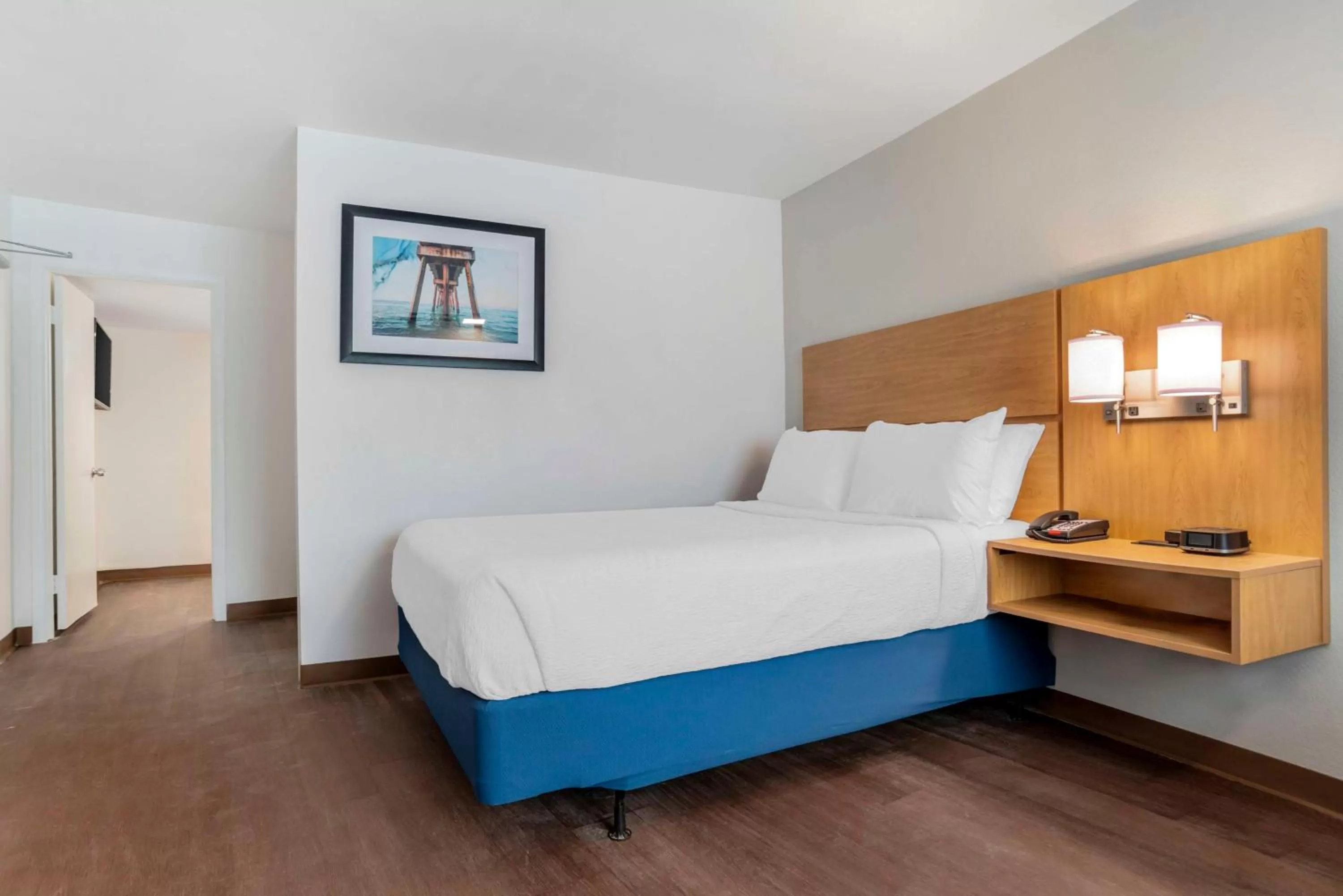 Bedroom, Bed in Chateau Beachfront Hotel, a By the Sea Resort