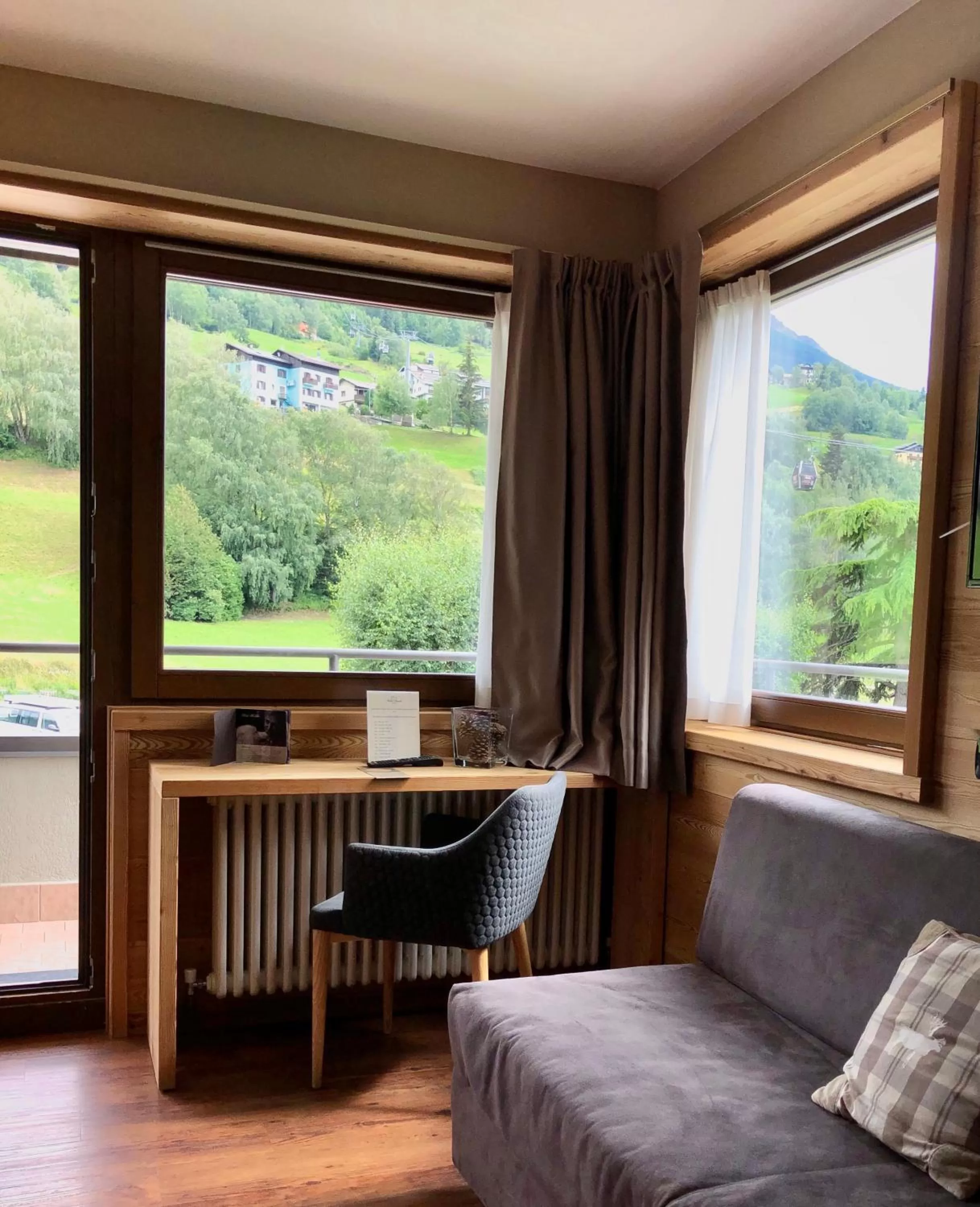 Mountain view in Hotel Nevada