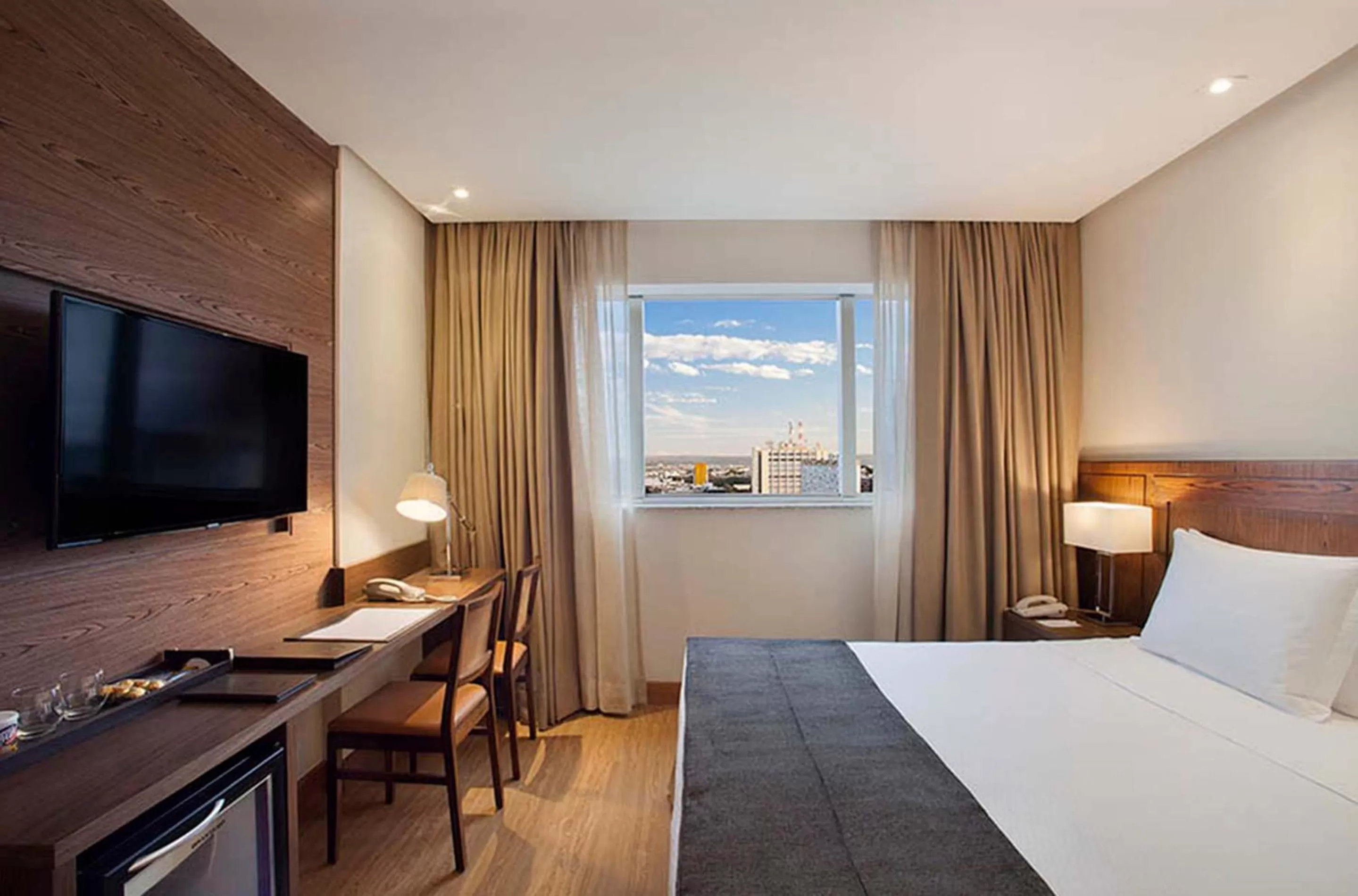 Bed in Windsor Brasilia Hotel