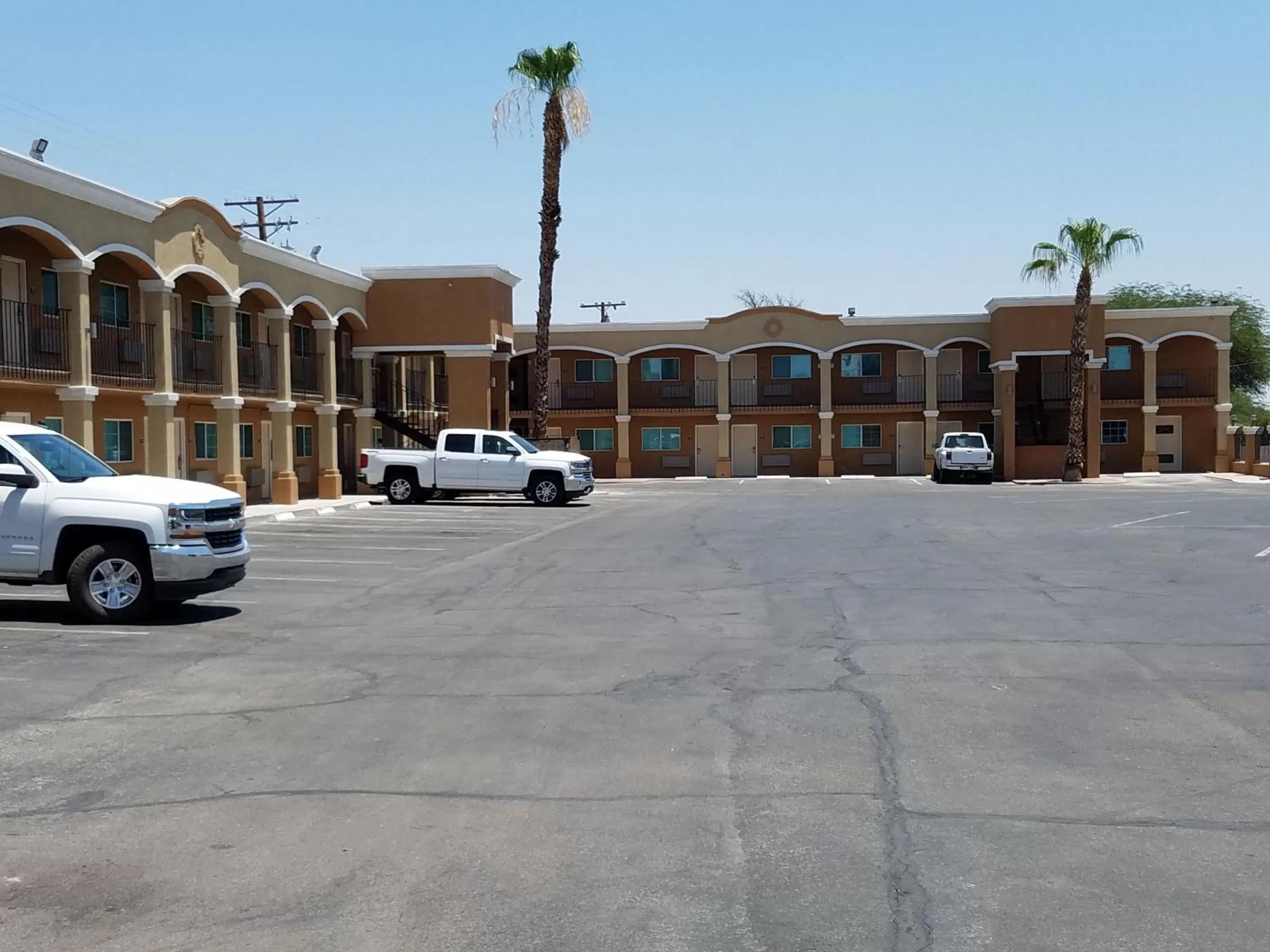 Property building in Days Inn by Wyndham El Centro
