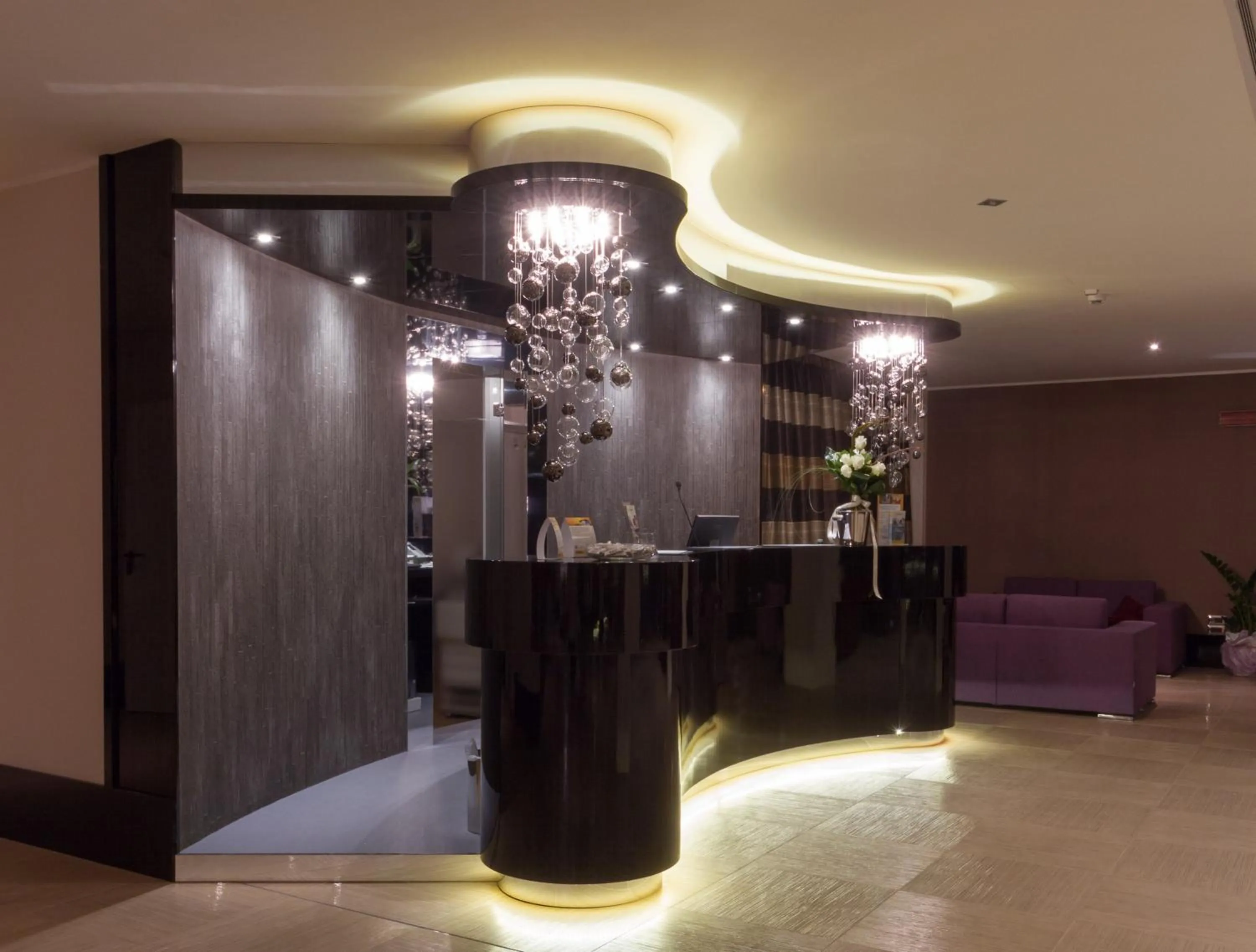 Lobby or reception in Quality Hotel Green Palace